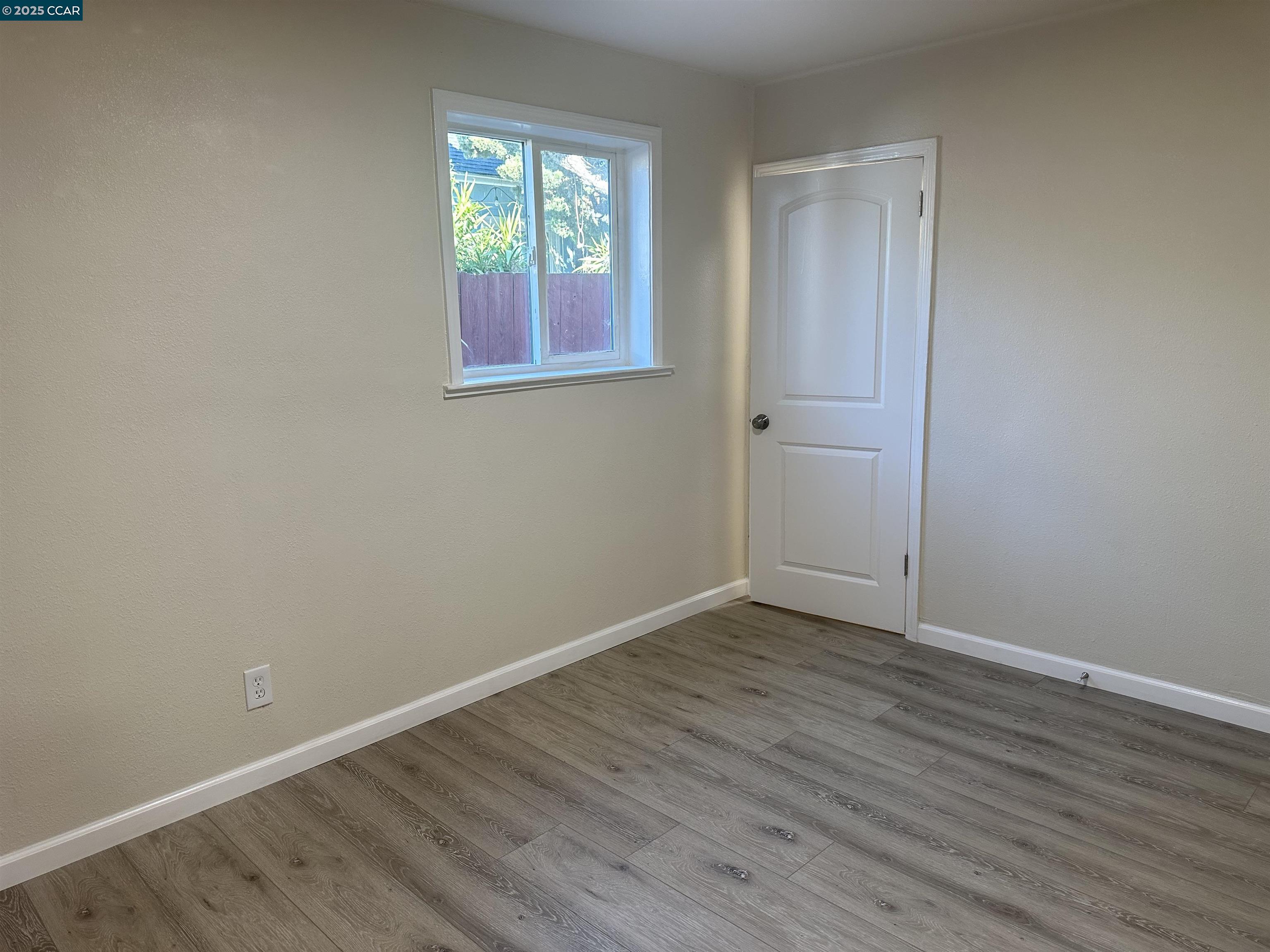 Detail Gallery Image 15 of 40 For 1560 170th Ave, Hayward,  CA 94541 - 3 Beds | 2 Baths