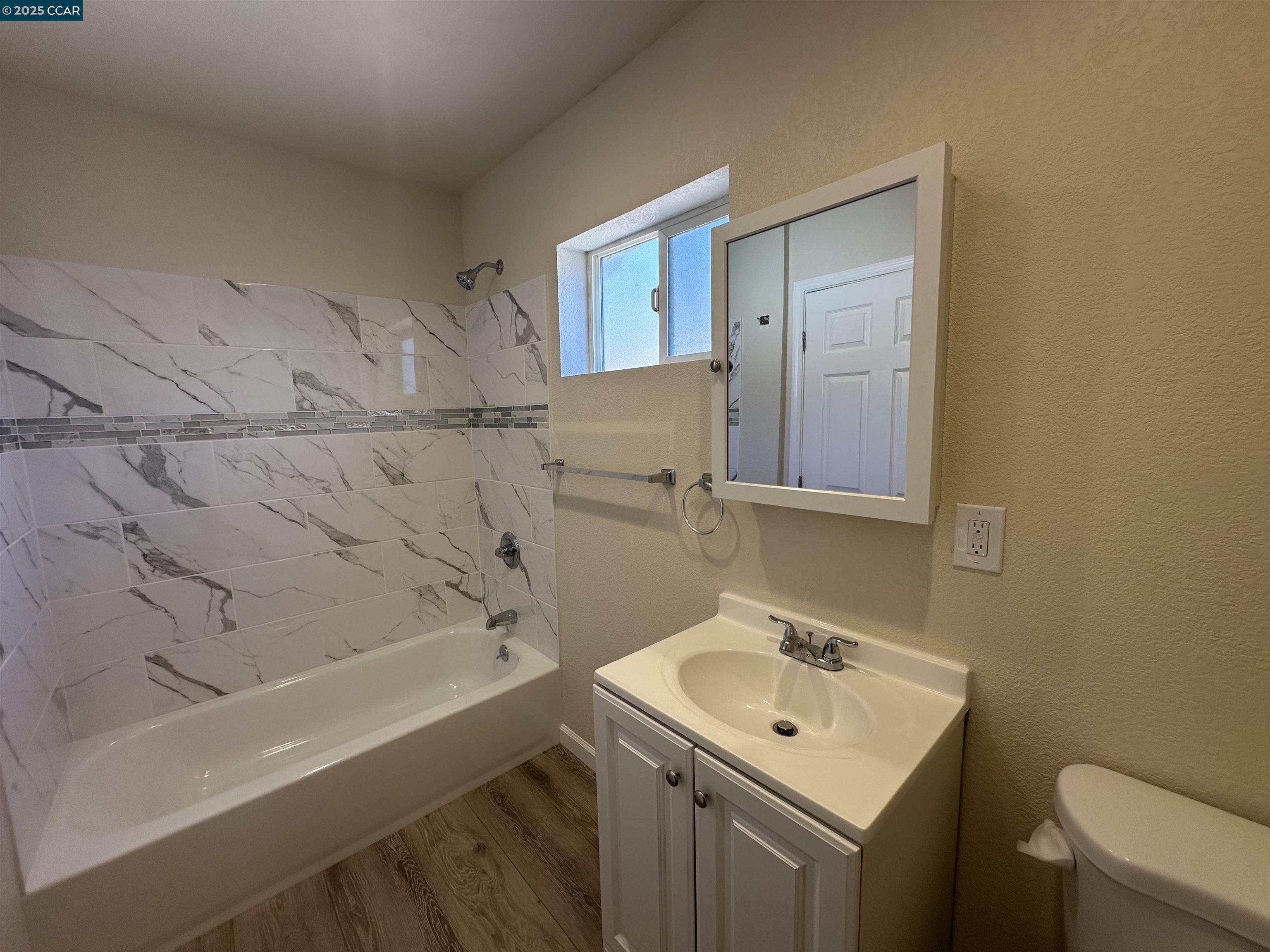 Detail Gallery Image 19 of 40 For 1560 170th Ave, Hayward,  CA 94541 - 3 Beds | 2 Baths