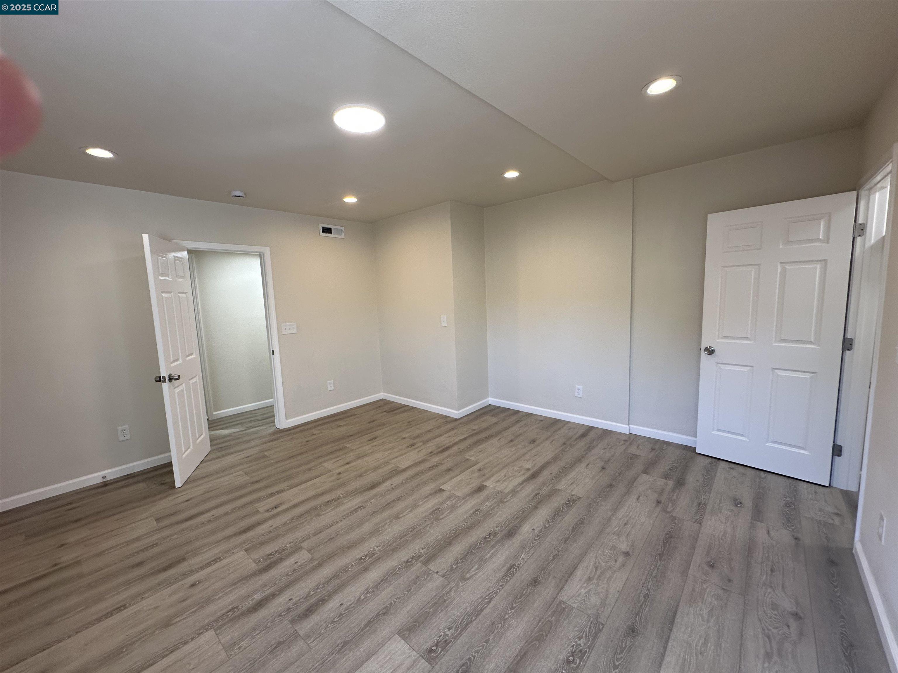Detail Gallery Image 23 of 40 For 1560 170th Ave, Hayward,  CA 94541 - 3 Beds | 2 Baths