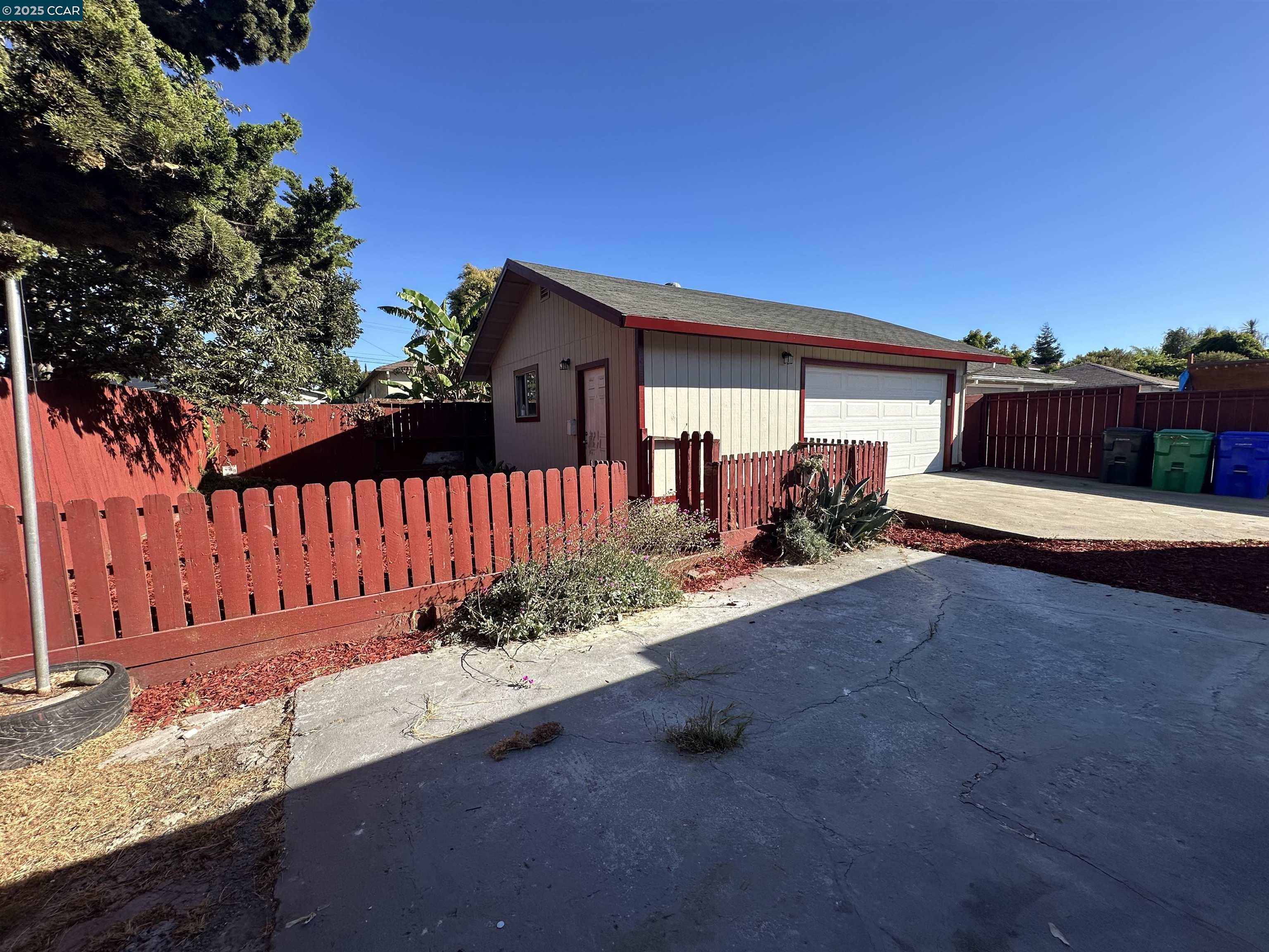 Detail Gallery Image 28 of 40 For 1560 170th Ave, Hayward,  CA 94541 - 3 Beds | 2 Baths