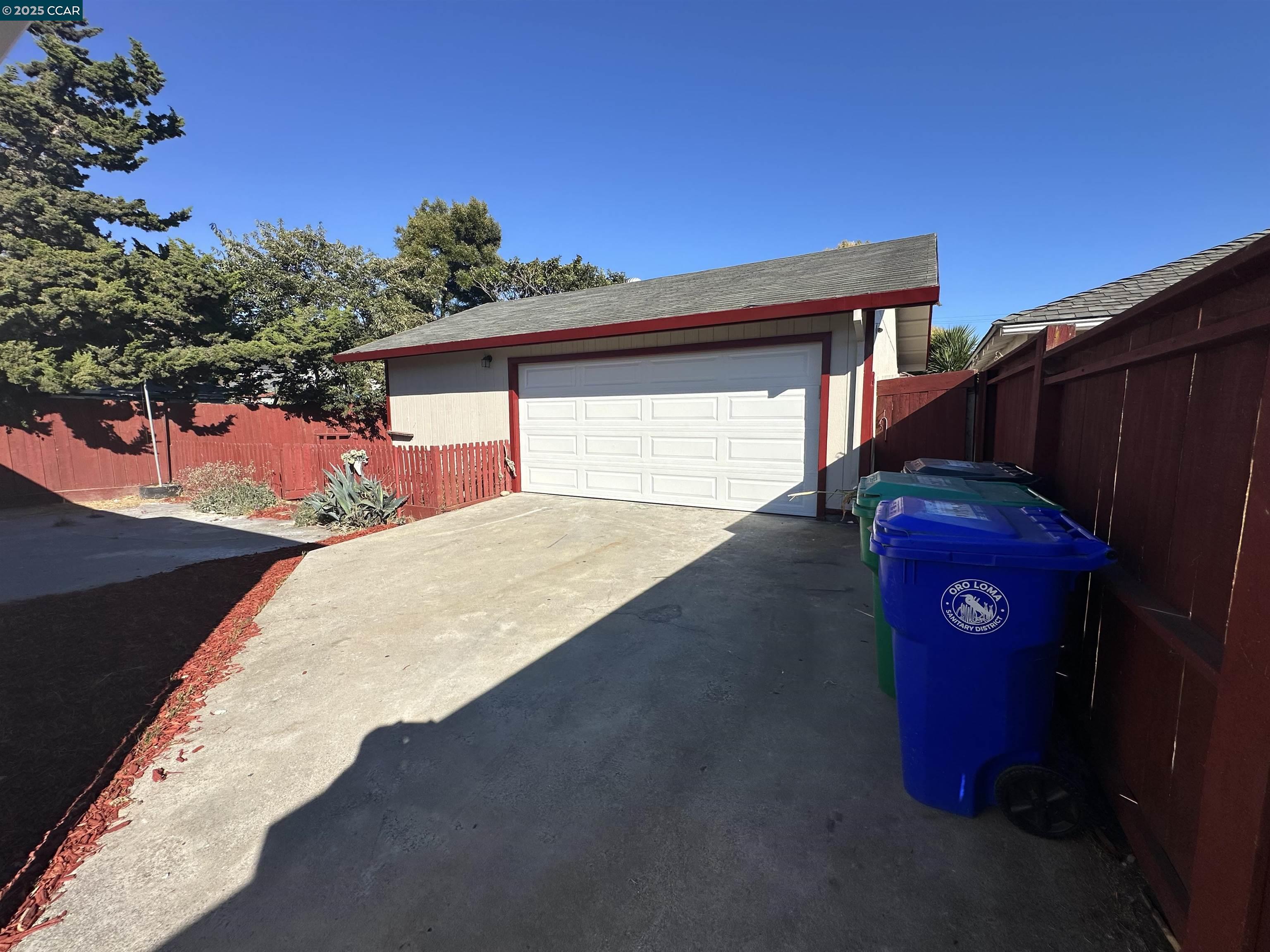 Detail Gallery Image 29 of 40 For 1560 170th Ave, Hayward,  CA 94541 - 3 Beds | 2 Baths