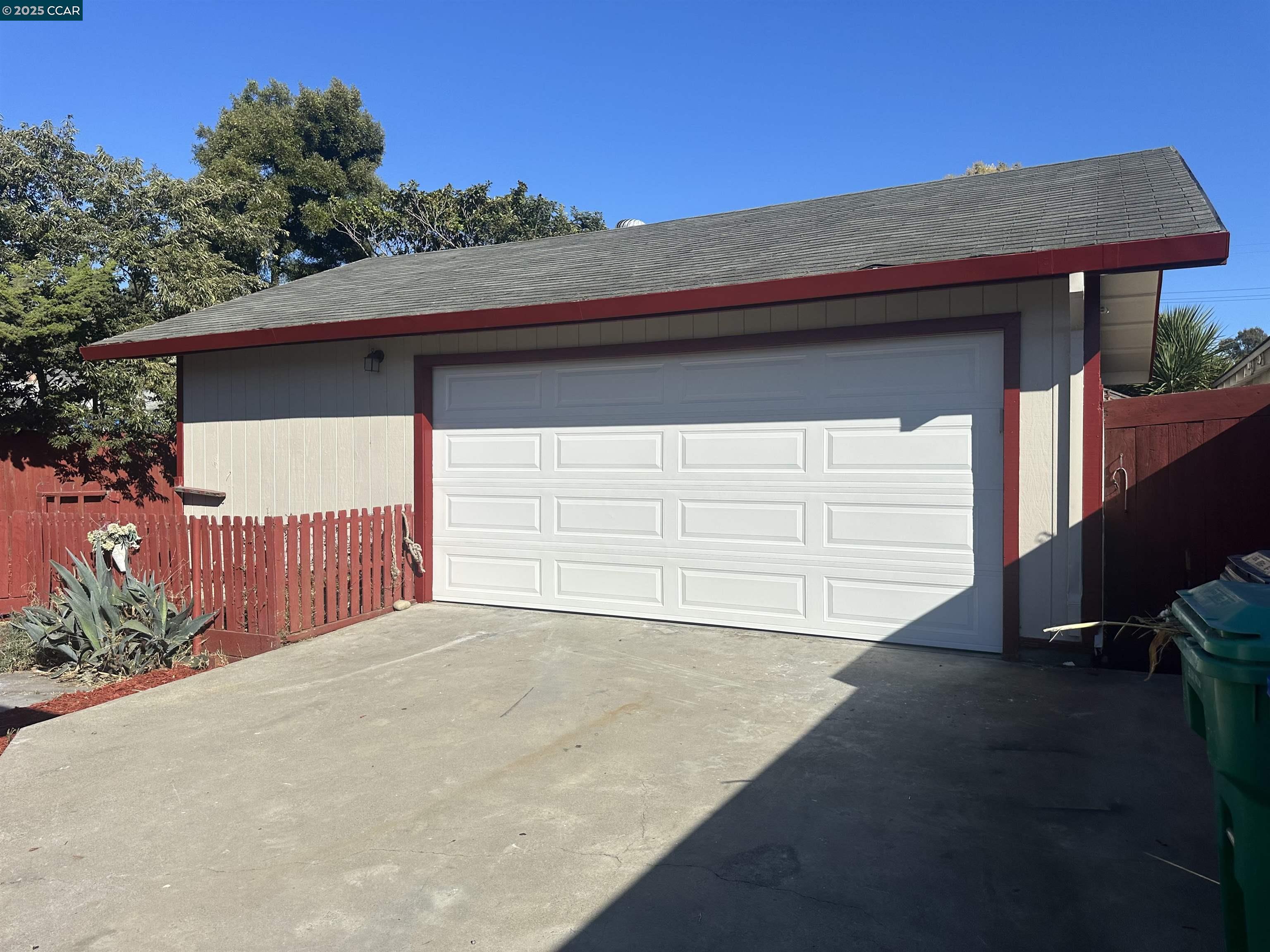 Detail Gallery Image 30 of 40 For 1560 170th Ave, Hayward,  CA 94541 - 3 Beds | 2 Baths
