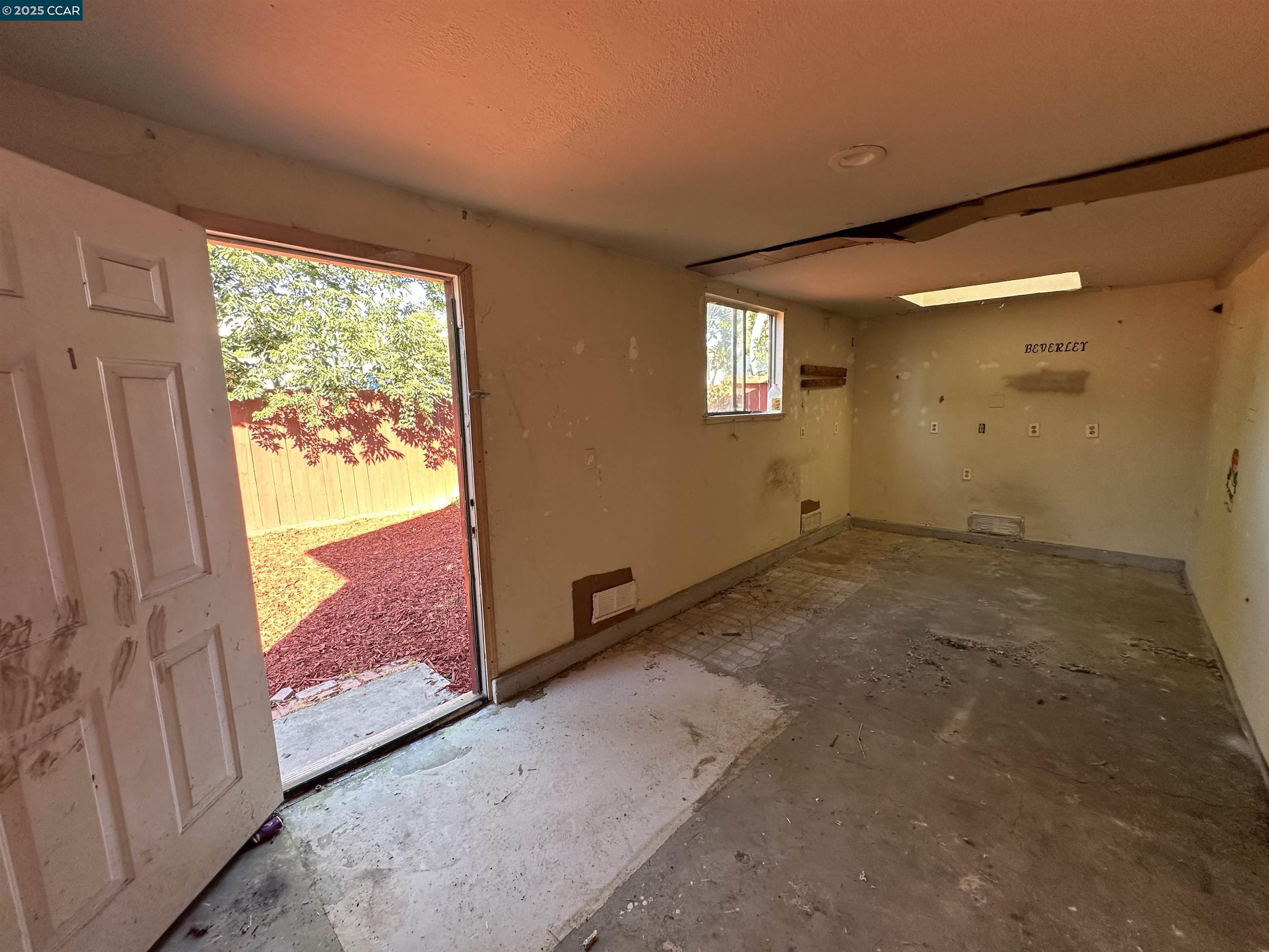 Detail Gallery Image 40 of 40 For 1560 170th Ave, Hayward,  CA 94541 - 3 Beds | 2 Baths