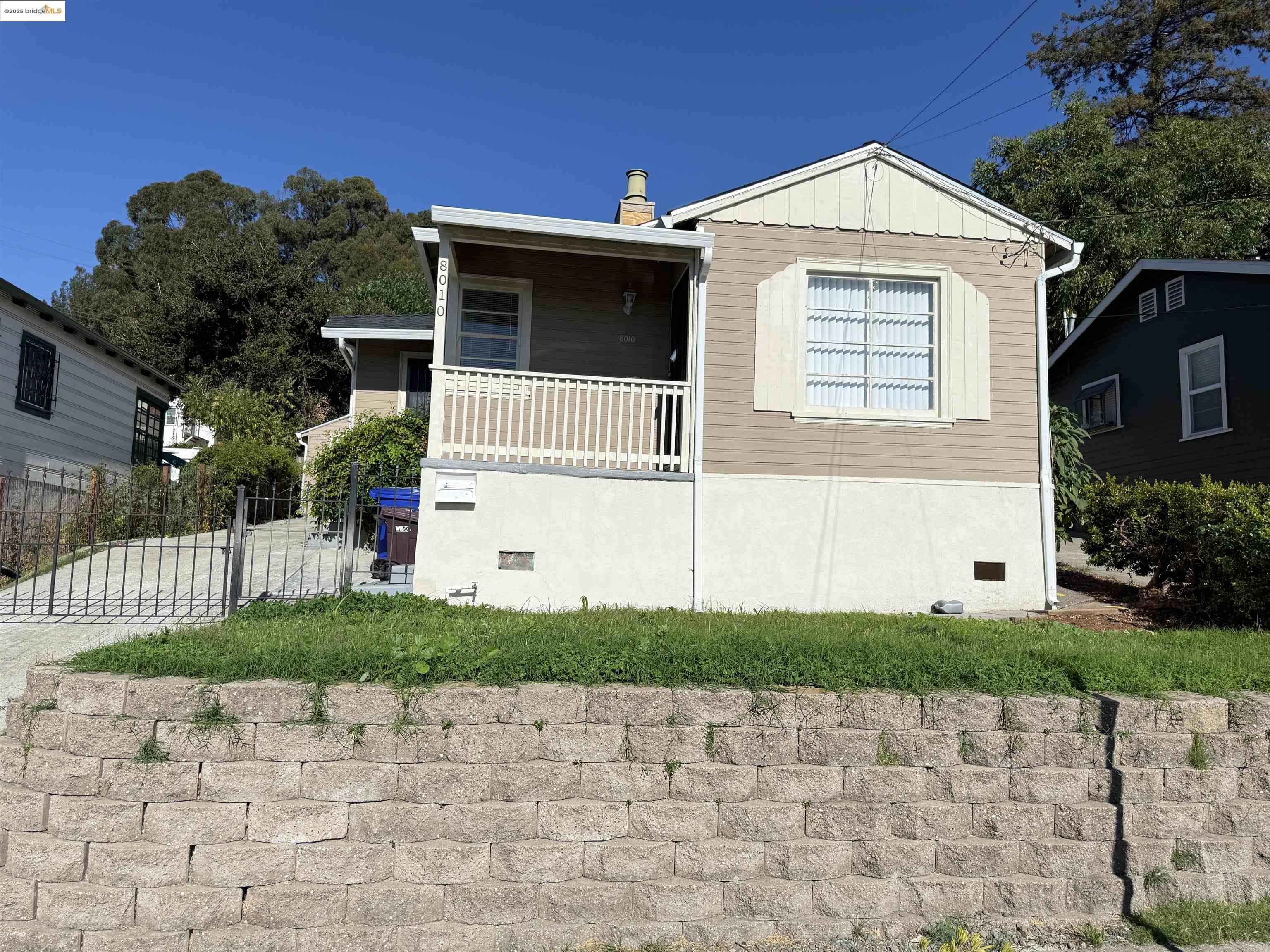 Front Image Thumbnail for EB41109204