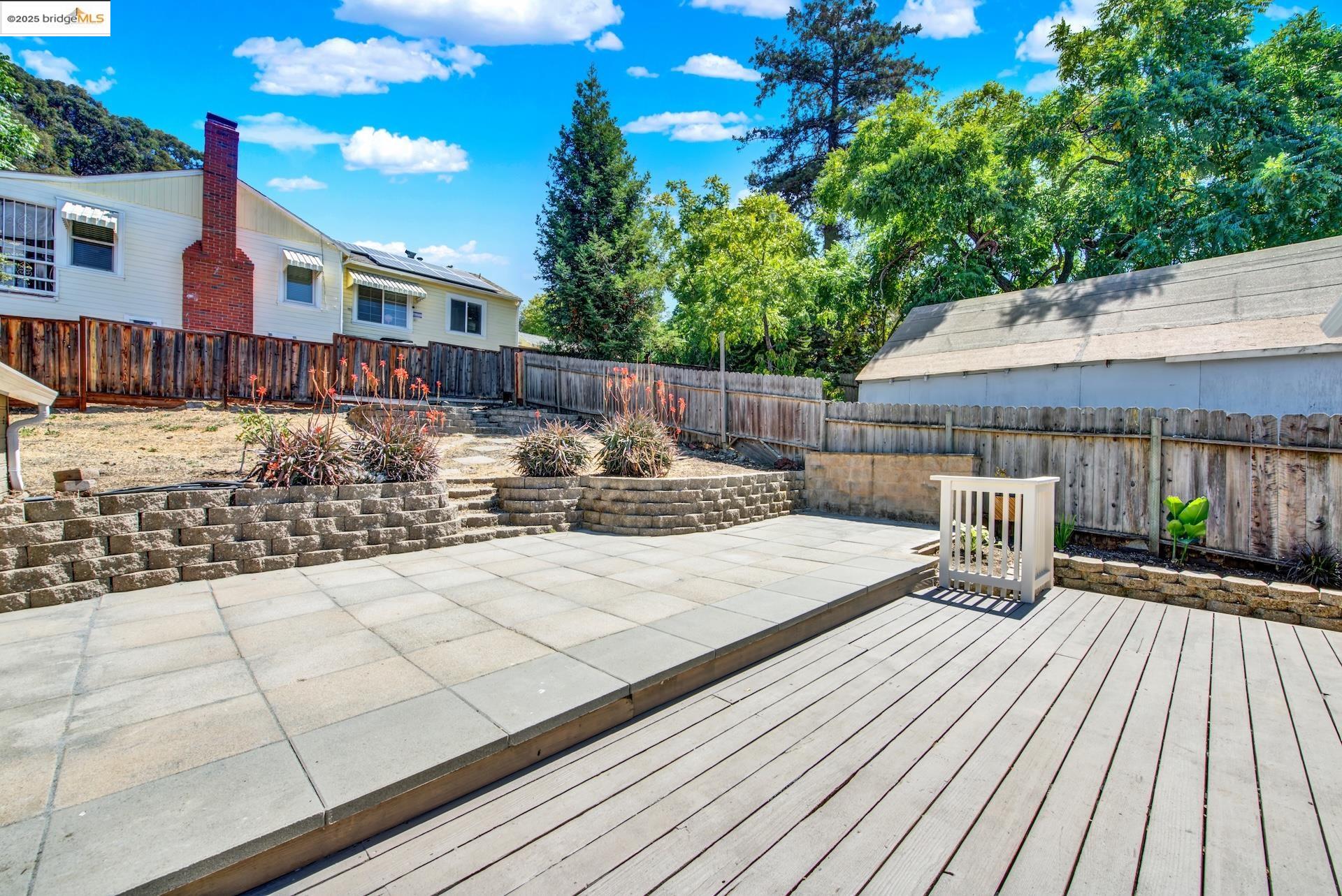 Detail Gallery Image 33 of 37 For 8010 Ney Ave, Oakland,  CA 94605 - 2 Beds | 1 Baths