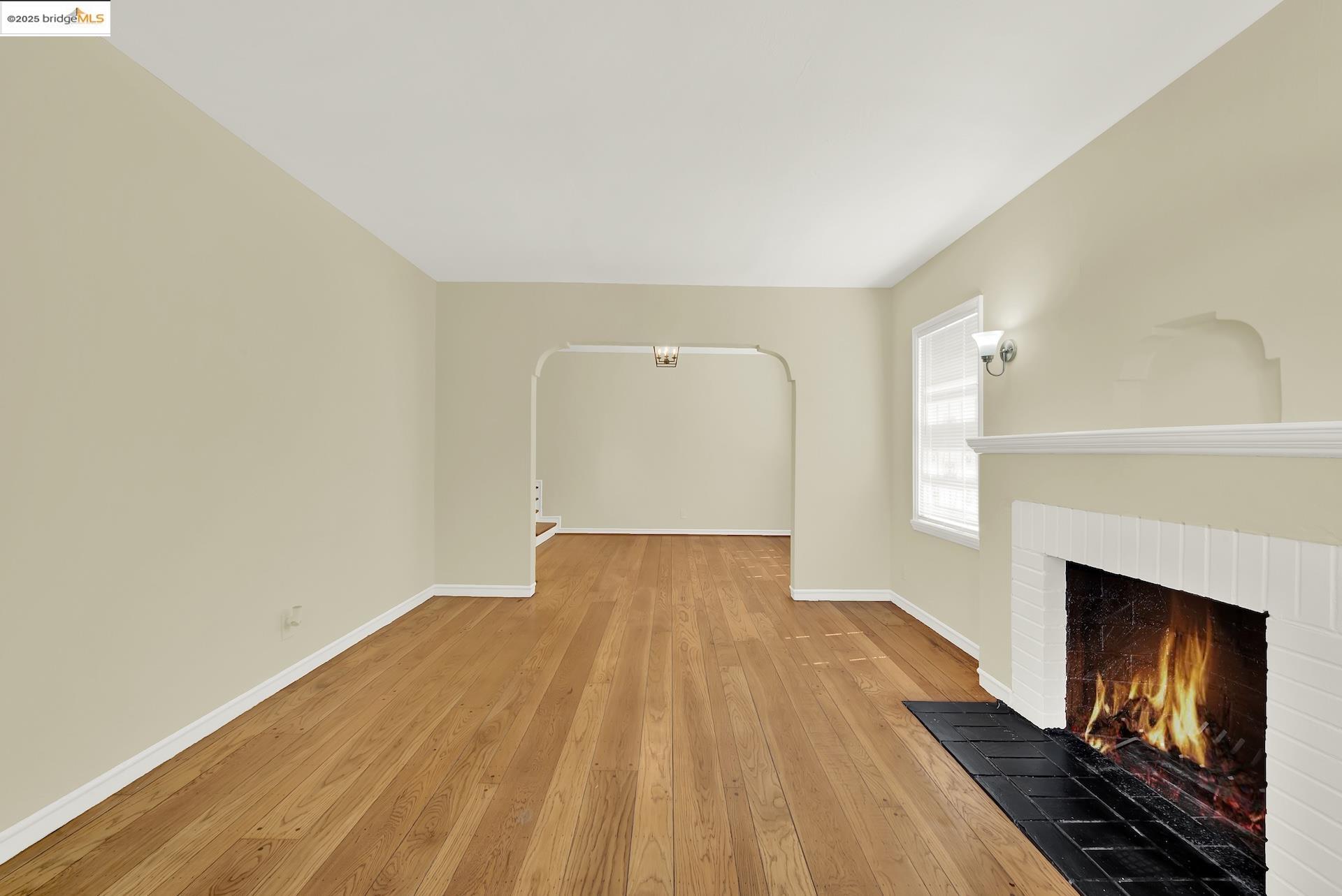 Detail Gallery Image 6 of 37 For 8010 Ney Ave, Oakland,  CA 94605 - 2 Beds | 1 Baths