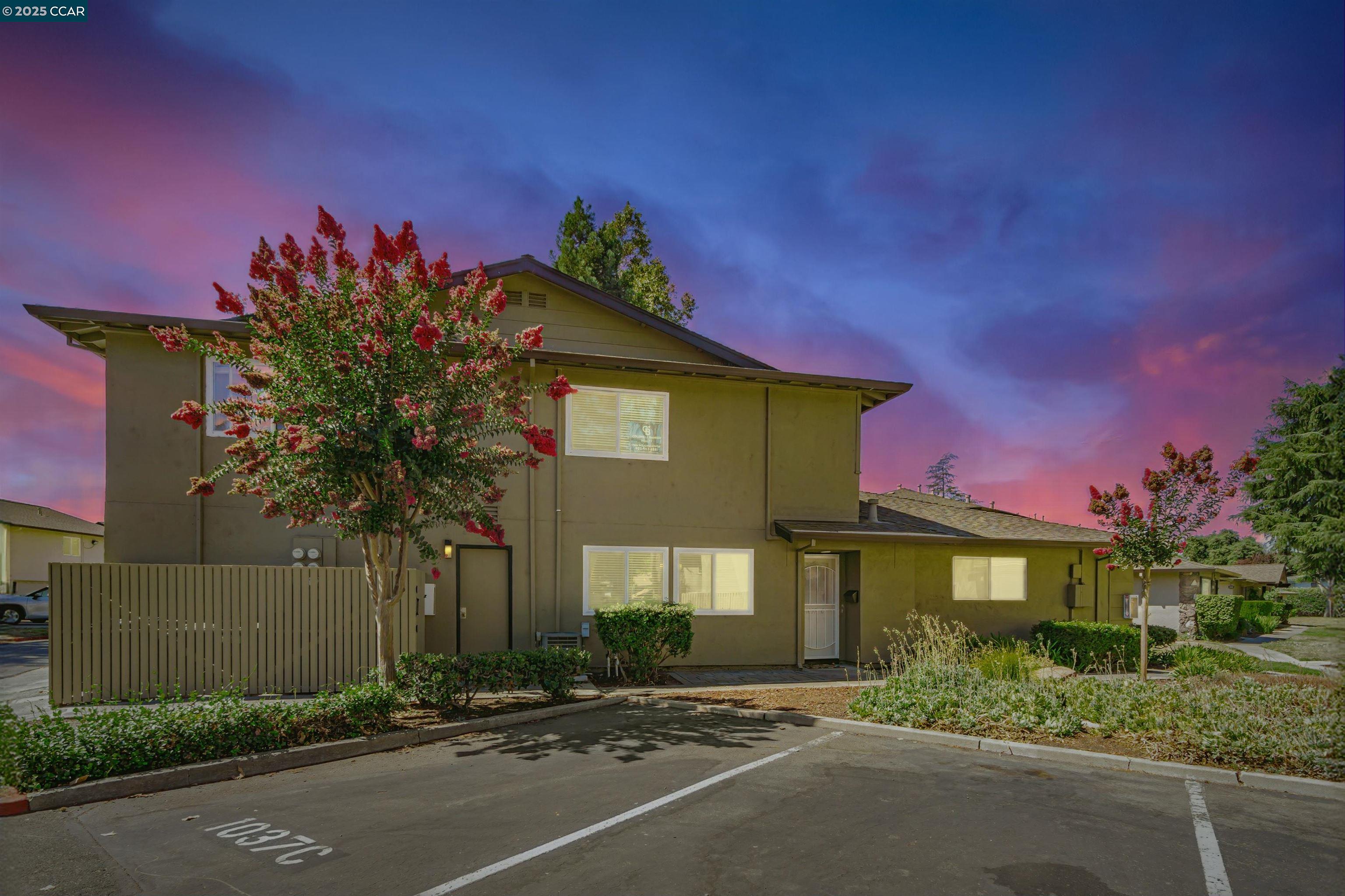 Photo #2: 41109205 Listing 