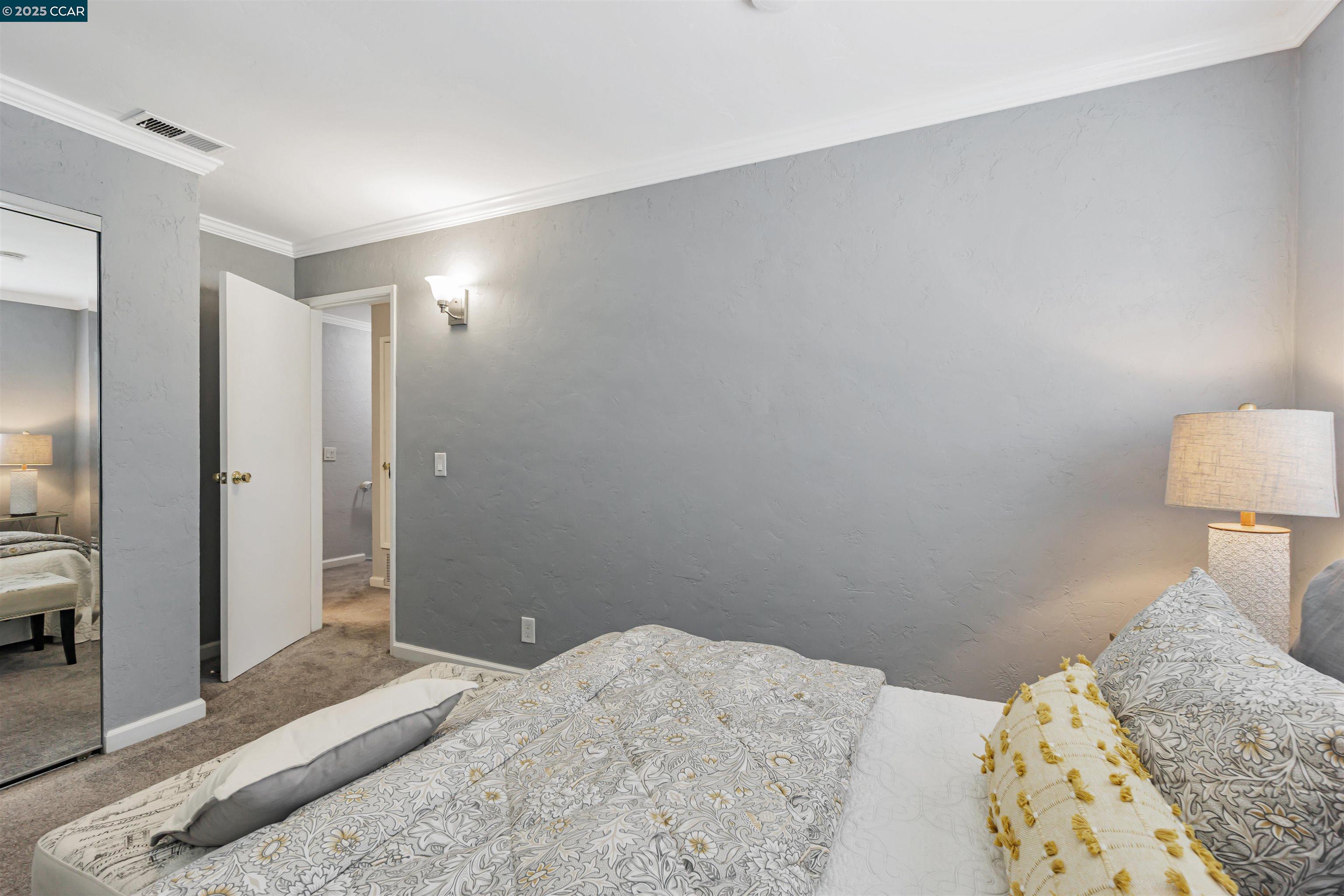 Detail Gallery Image 24 of 39 For 1037 Mohr Ln #C,  Concord,  CA 94518 - 2 Beds | 1/1 Baths