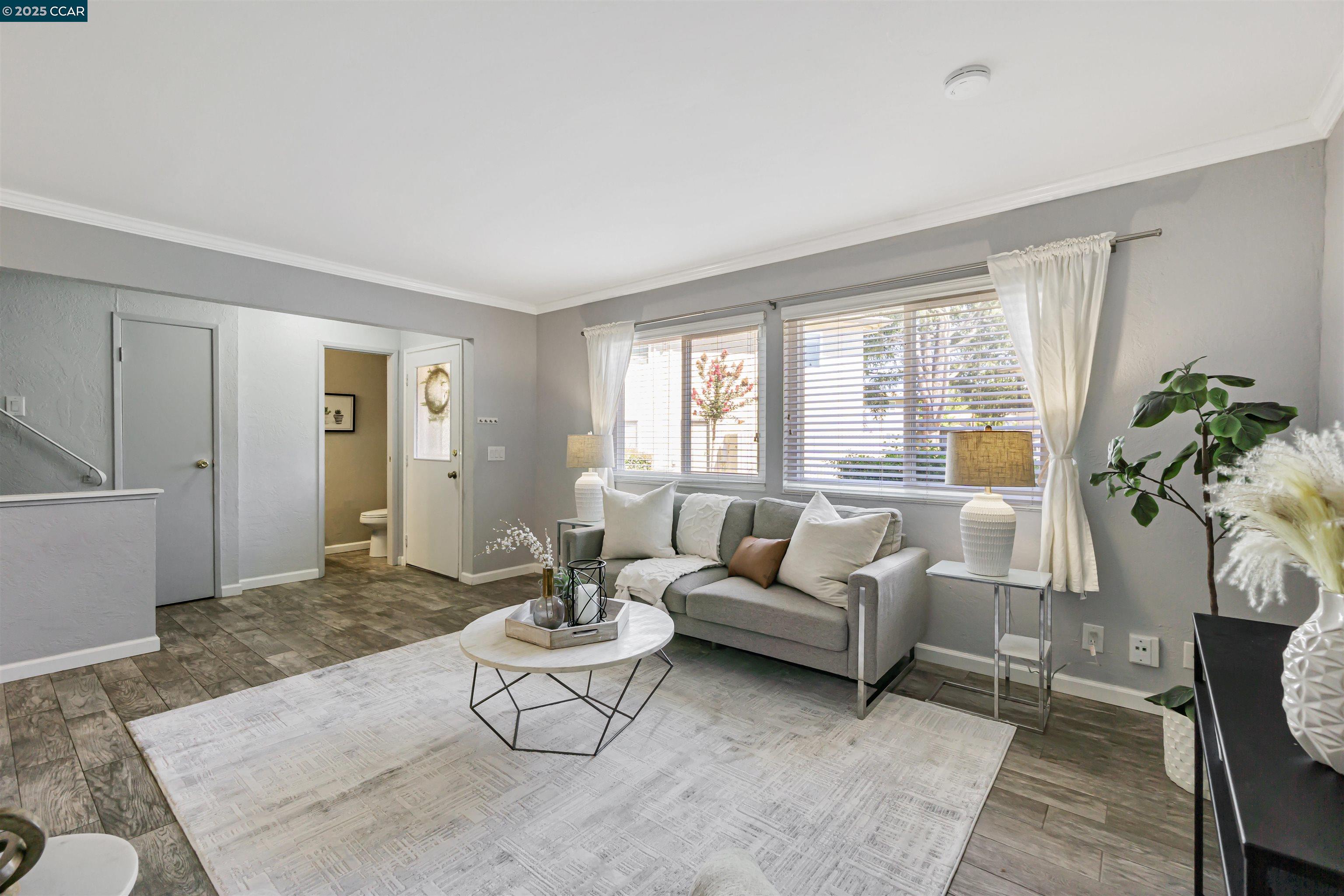 Photo #8: 41109205 Listing: Photo #8