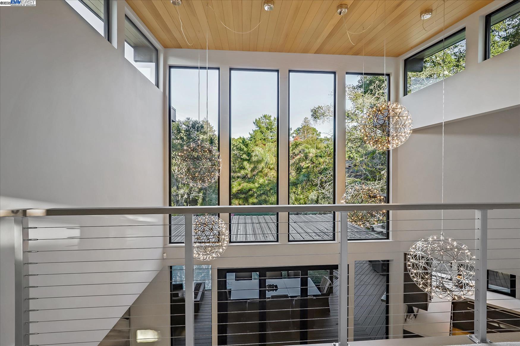 Detail Gallery Image 12 of 40 For Los Dedos Rd, Orinda,  CA 94563 - 4 Beds | 4/1 Baths