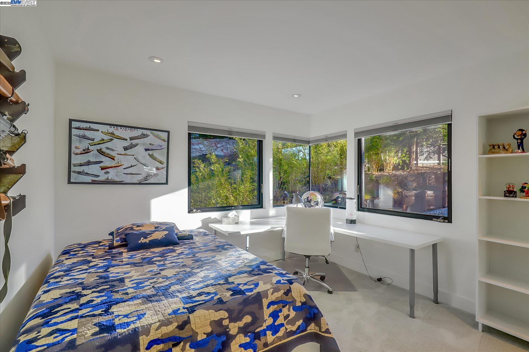 Detail Gallery Image 14 of 40 For Los Dedos Rd, Orinda,  CA 94563 - 4 Beds | 4/1 Baths