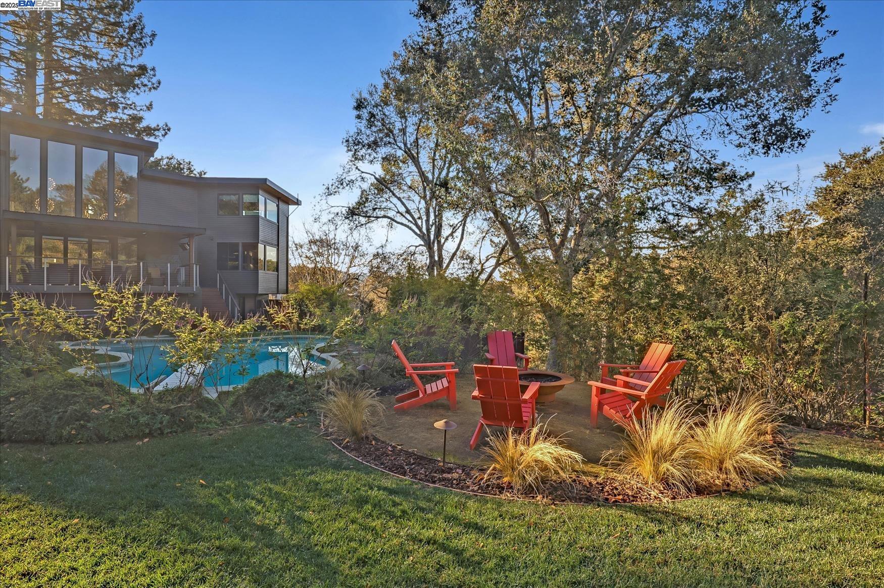 Detail Gallery Image 24 of 40 For Los Dedos Rd, Orinda,  CA 94563 - 4 Beds | 4/1 Baths
