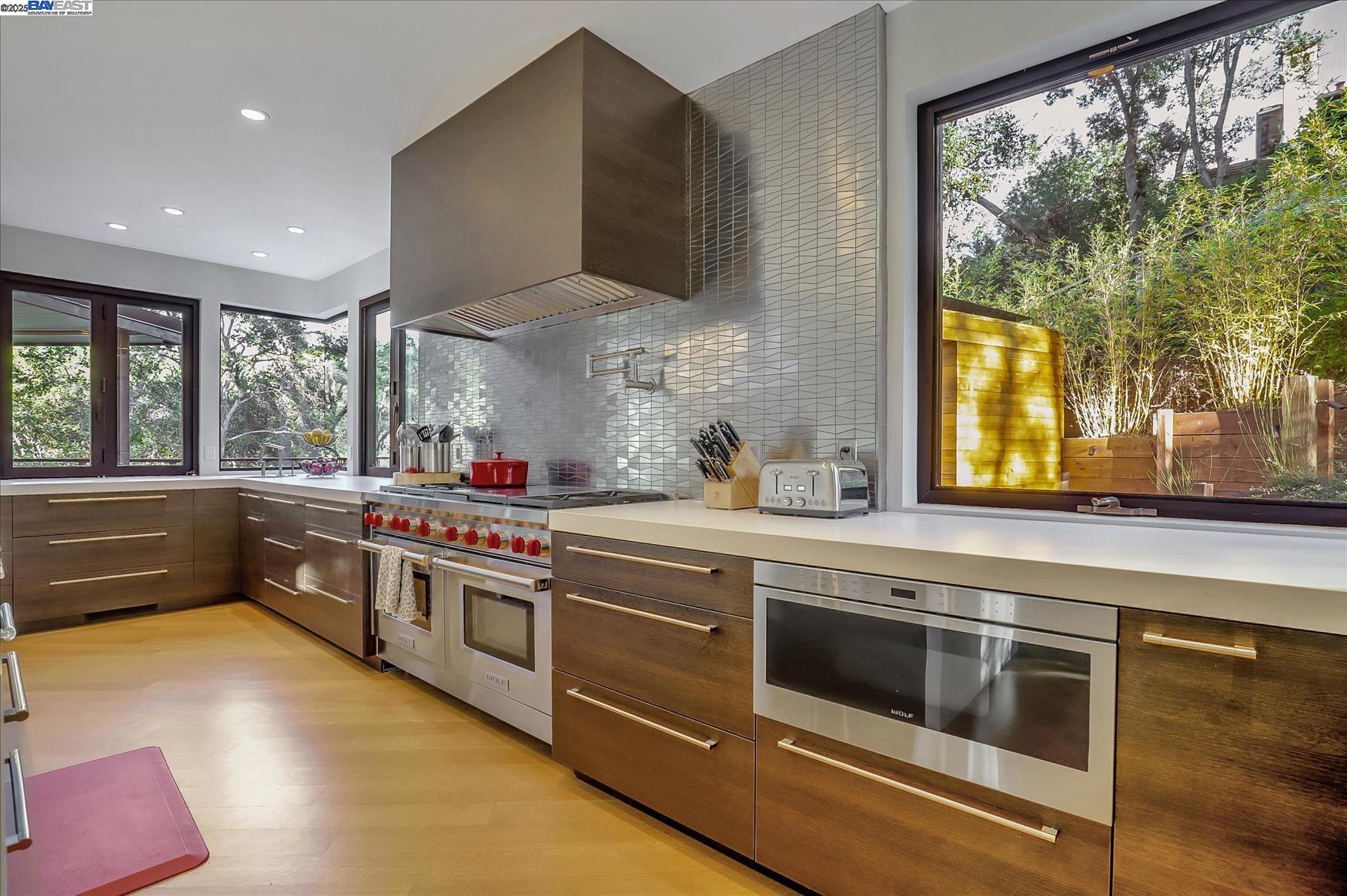 Detail Gallery Image 7 of 40 For Los Dedos Rd, Orinda,  CA 94563 - 4 Beds | 4/1 Baths