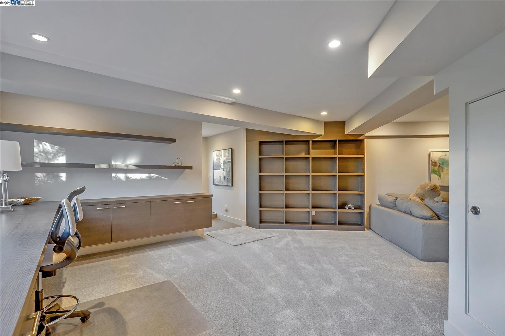 Detail Gallery Image 10 of 40 For Los Dedos Rd, Orinda,  CA 94563 - 4 Beds | 4/1 Baths