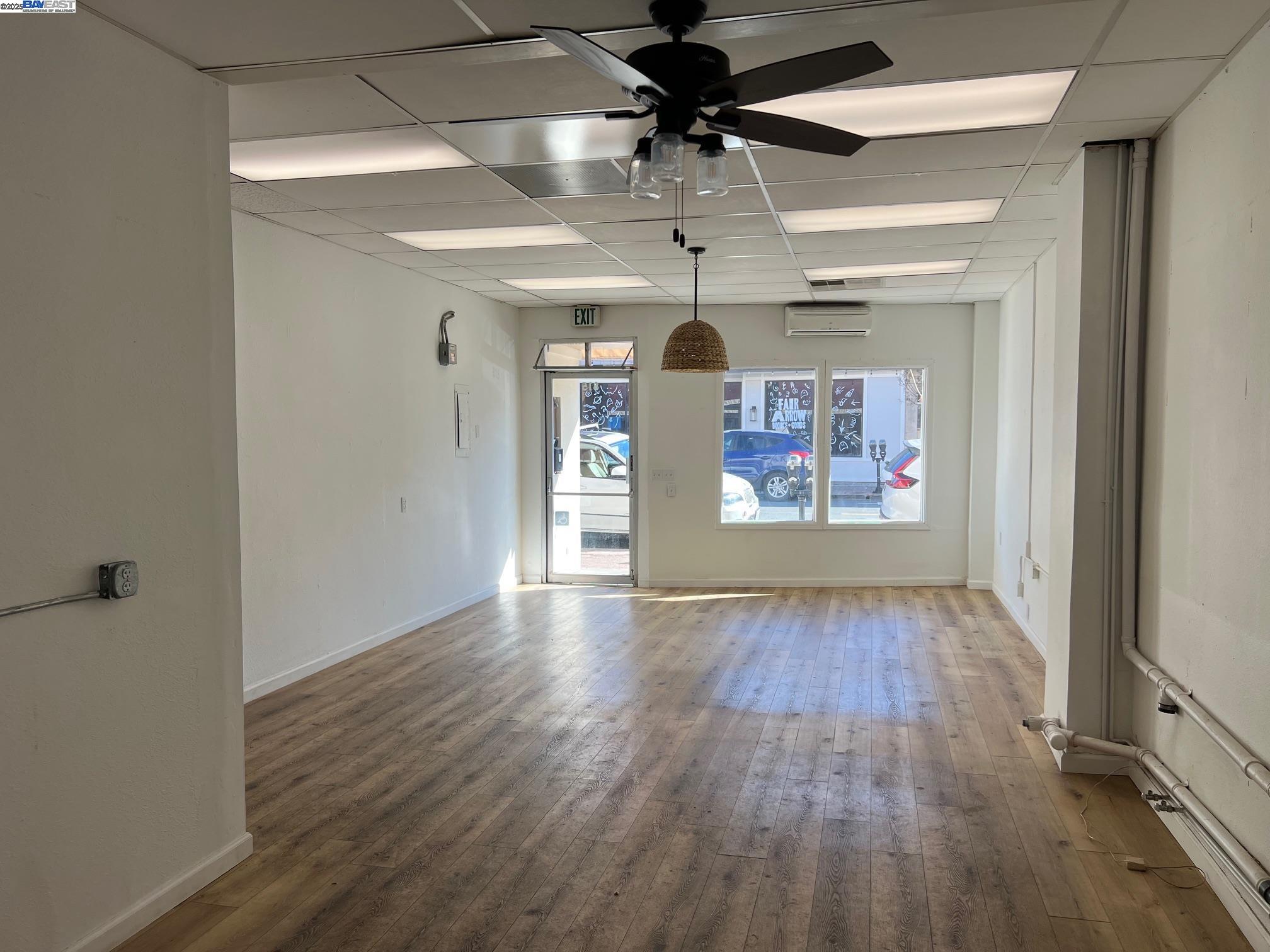 Detail Gallery Image 1 of 10 For 815 Main Street, Martinez,  CA 94553 - – Beds | – Baths