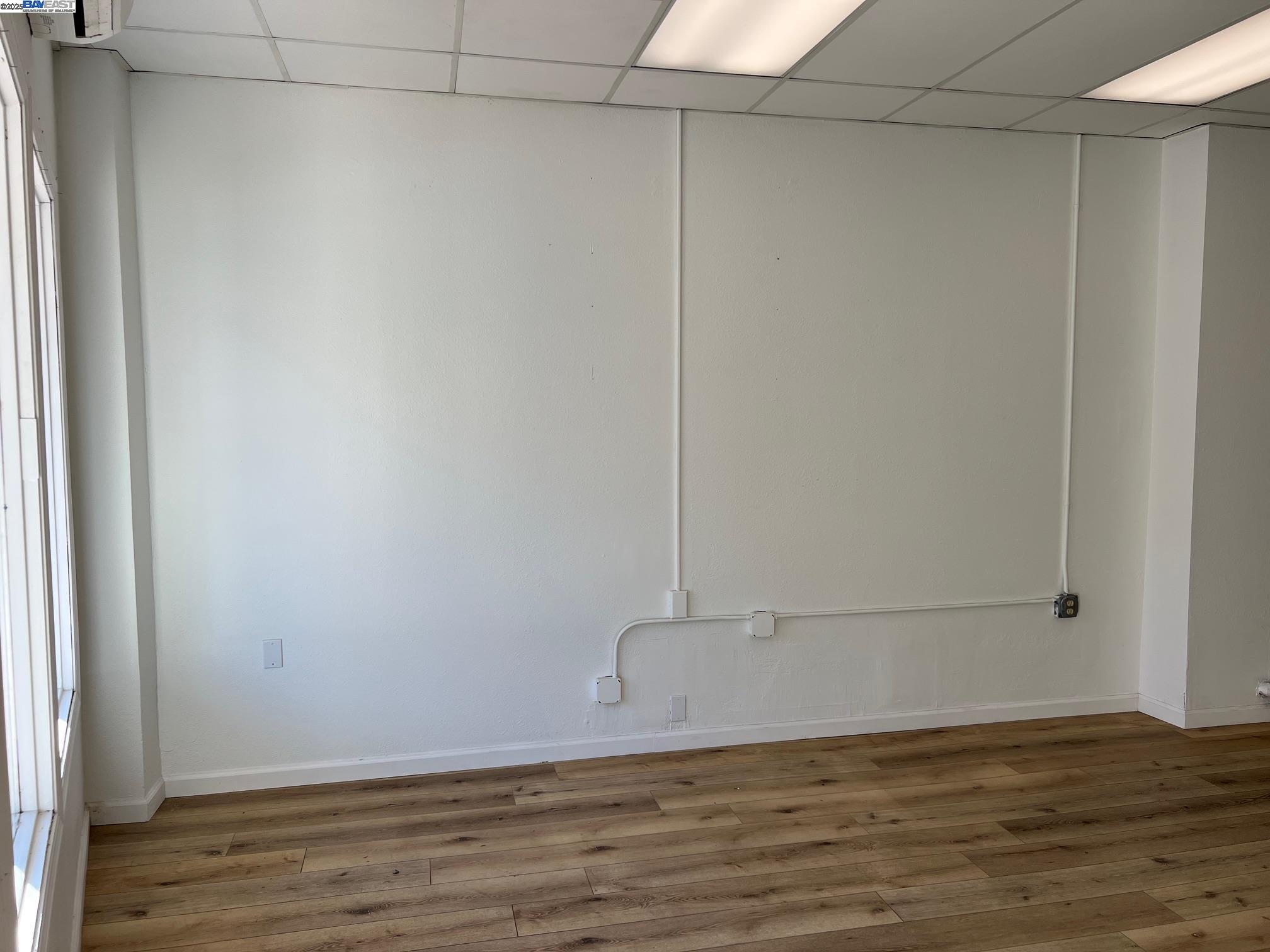 Detail Gallery Image 7 of 10 For 815 Main Street, Martinez,  CA 94553 - – Beds | – Baths