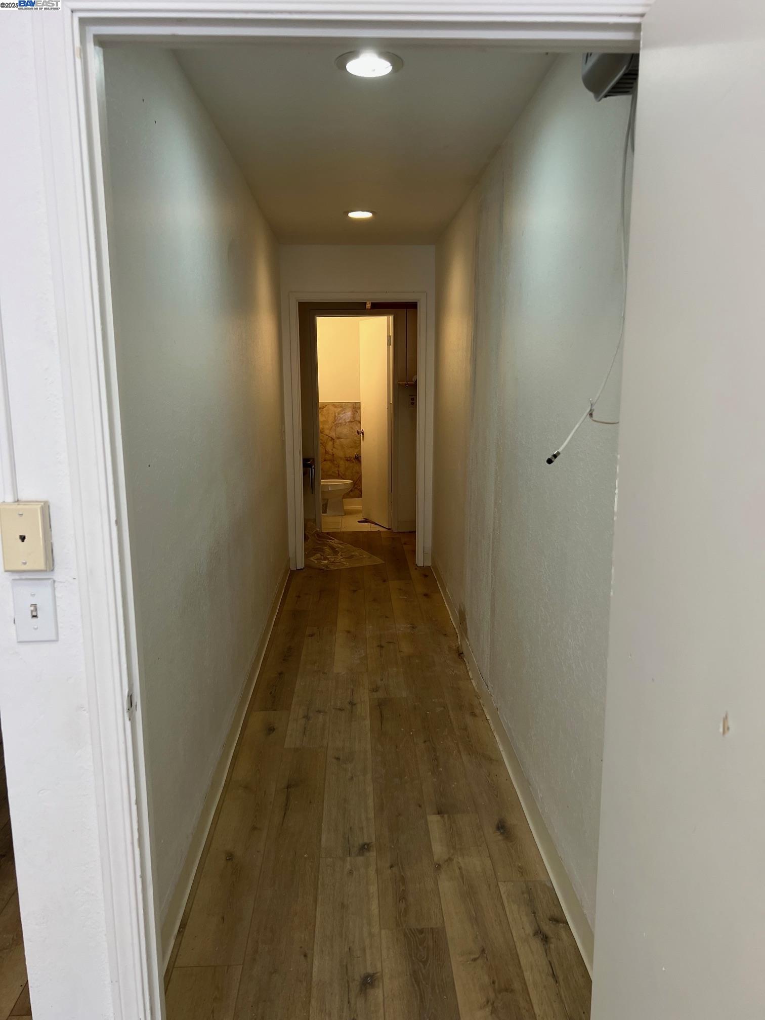 Detail Gallery Image 9 of 10 For 815 Main Street, Martinez,  CA 94553 - – Beds | – Baths