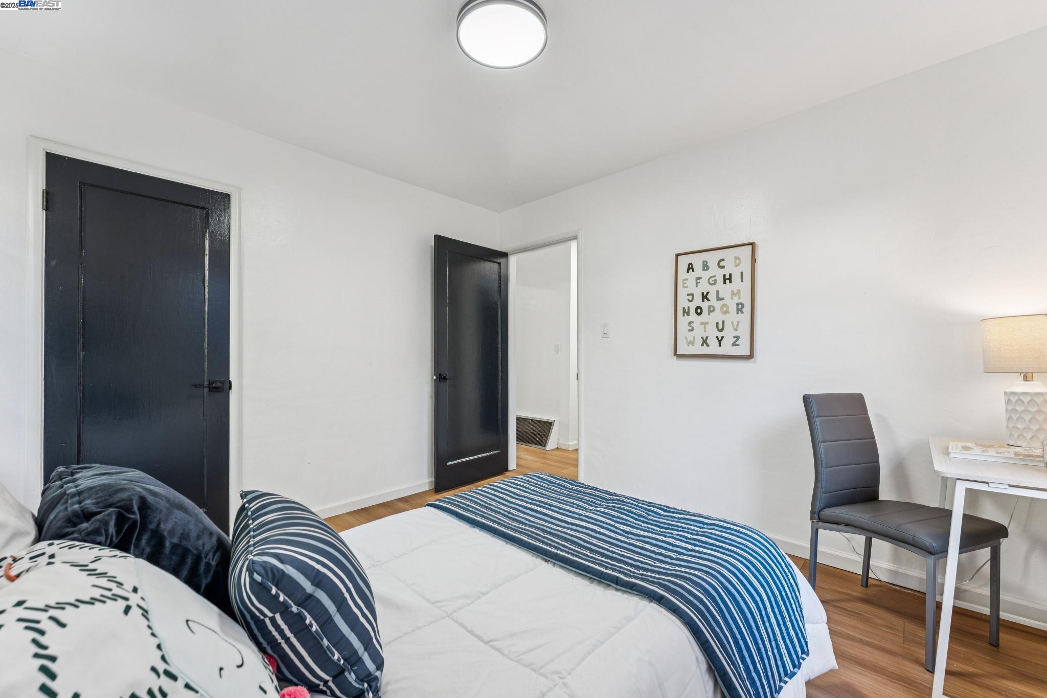 Detail Gallery Image 11 of 35 For 2109 Lincoln Ave, Alameda,  CA 94501 - – Beds | – Baths