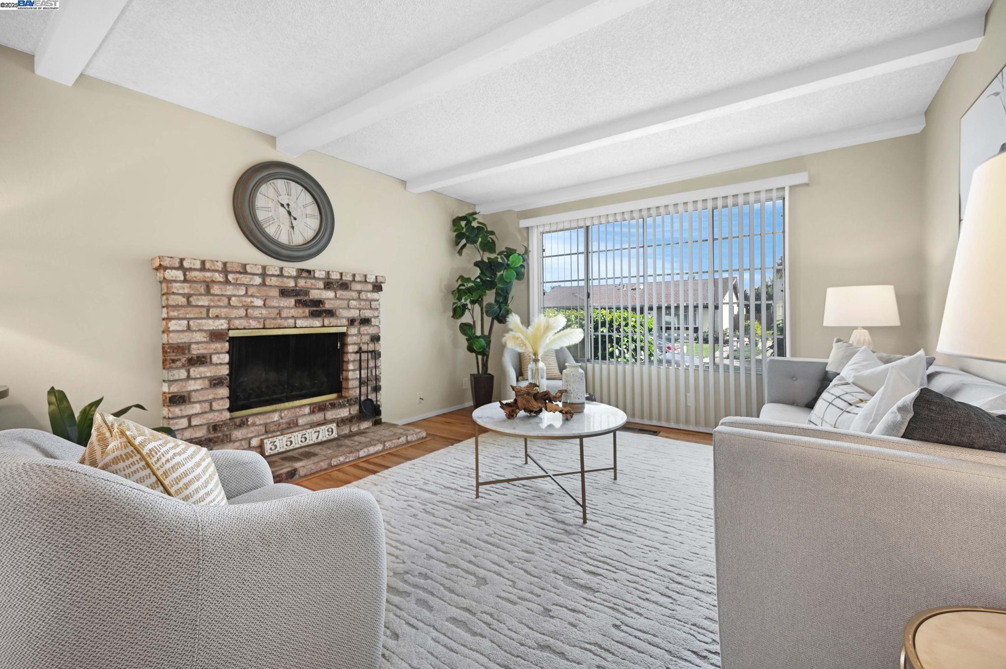 Detail Gallery Image 5 of 31 For 35579 Morley Pl, Fremont,  CA 94536 - 4 Beds | 2 Baths