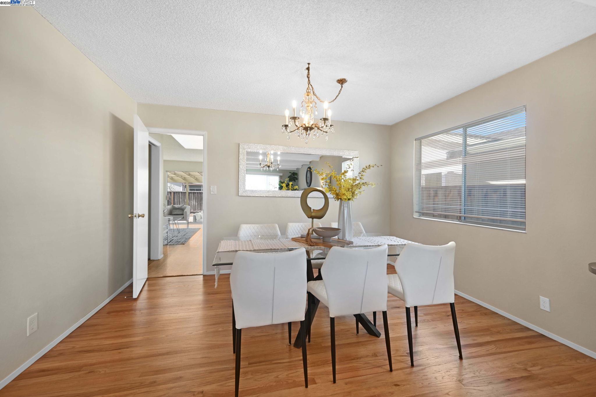 Detail Gallery Image 7 of 31 For 35579 Morley Pl, Fremont,  CA 94536 - 4 Beds | 2 Baths