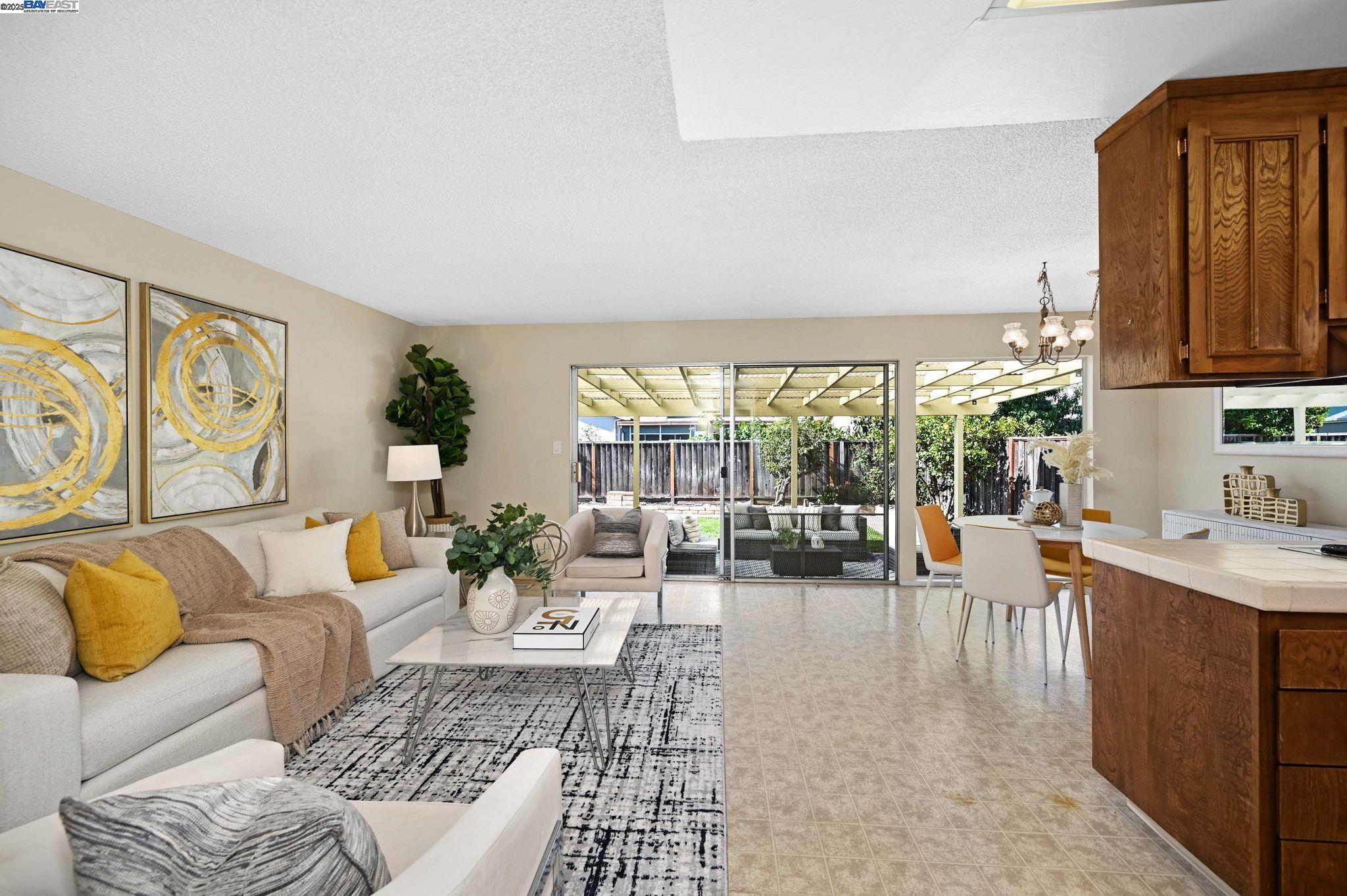 Detail Gallery Image 8 of 31 For 35579 Morley Pl, Fremont,  CA 94536 - 4 Beds | 2 Baths