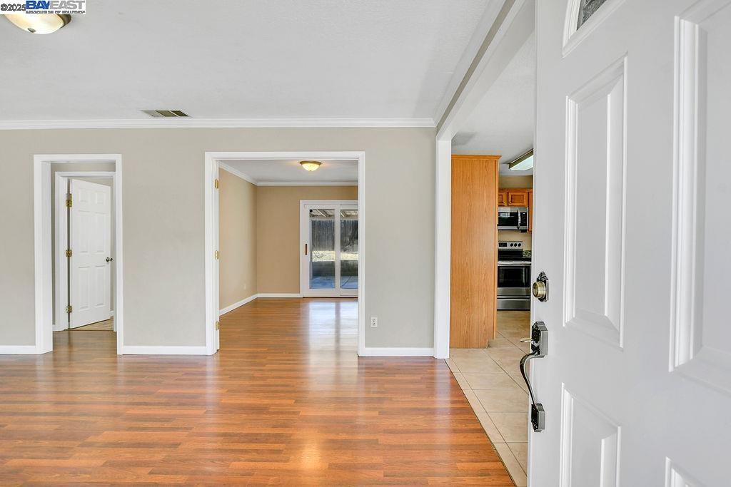 Detail Gallery Image 6 of 25 For 2809 D St, Antioch,  CA 94509 - 2 Beds | 2 Baths