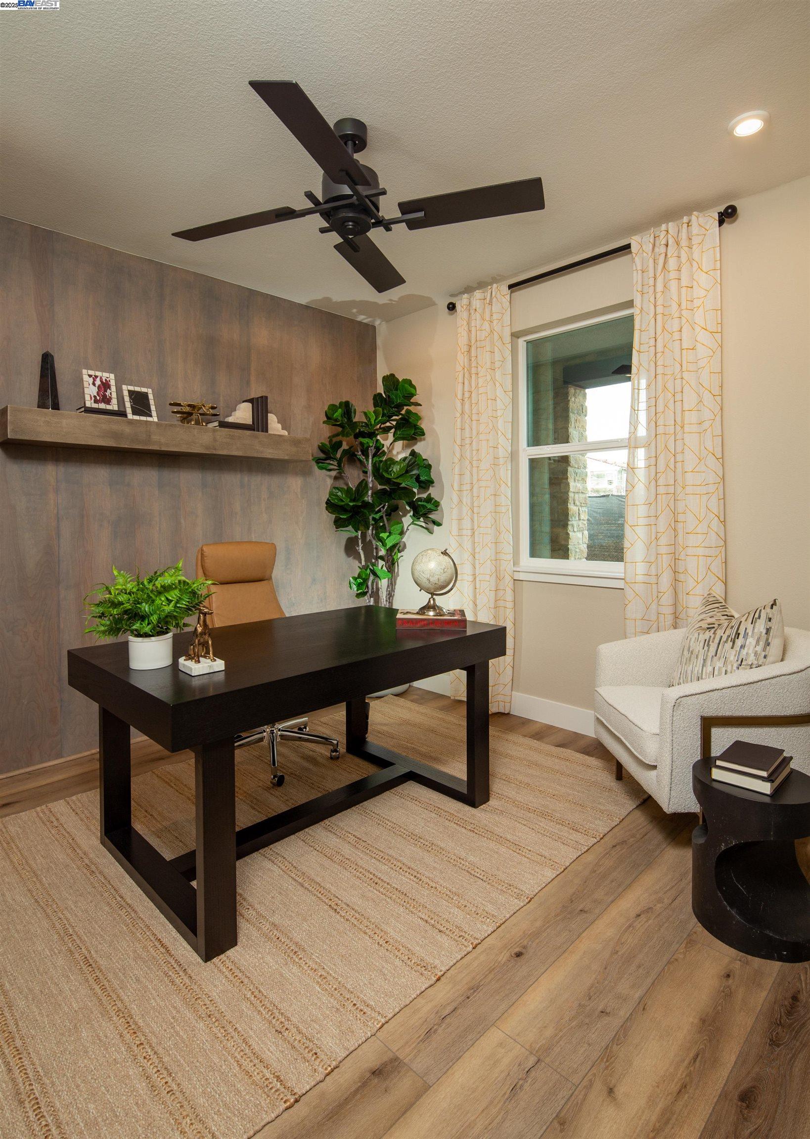 Detail Gallery Image 8 of 18 For 964 Blaise Lane #1004,  Morgan Hill,  CA 95037 - 3 Beds | 3/1 Baths