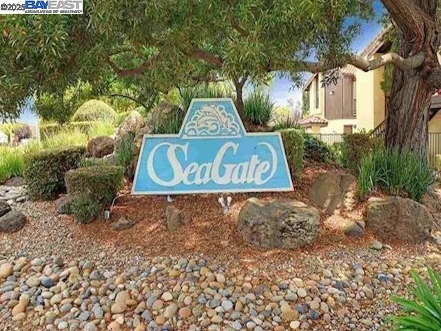 More Details about MLS # 41109220 : 14378 OUTRIGGER DR