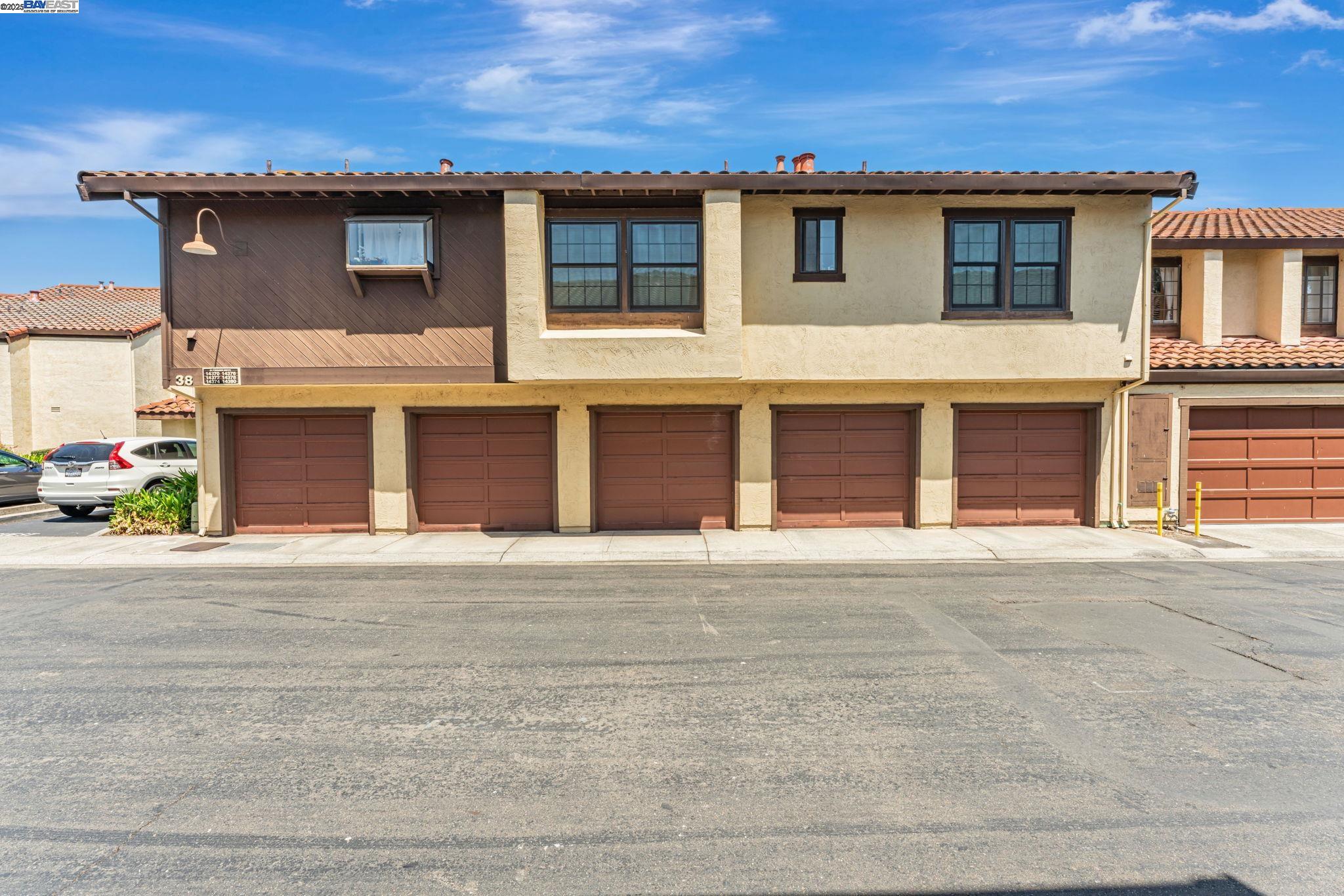 Photo #12: 41109220 Listing: Photo #12