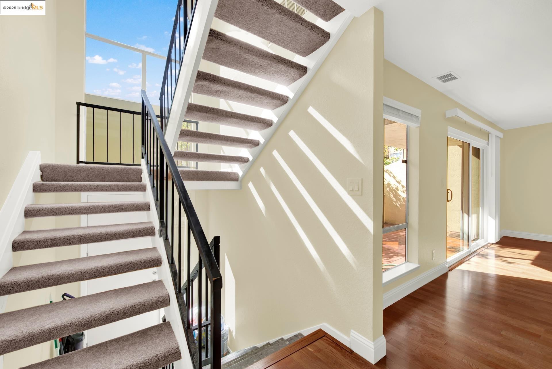 Detail Gallery Image 16 of 46 For 2121 Vale Rd #52,  San Pablo,  CA 94806 - 3 Beds | 3 Baths
