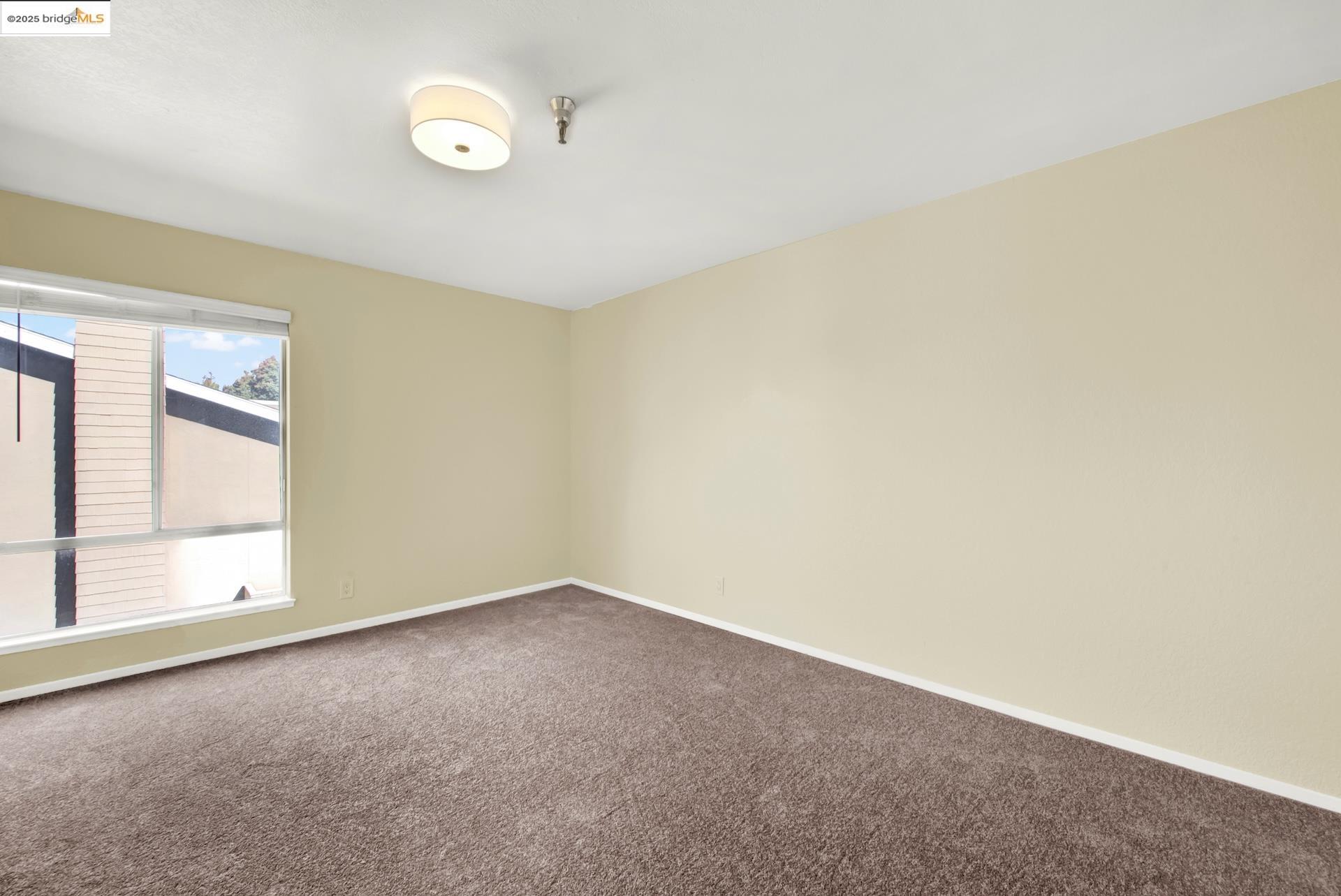 Detail Gallery Image 21 of 46 For 2121 Vale Rd #52,  San Pablo,  CA 94806 - 3 Beds | 3 Baths