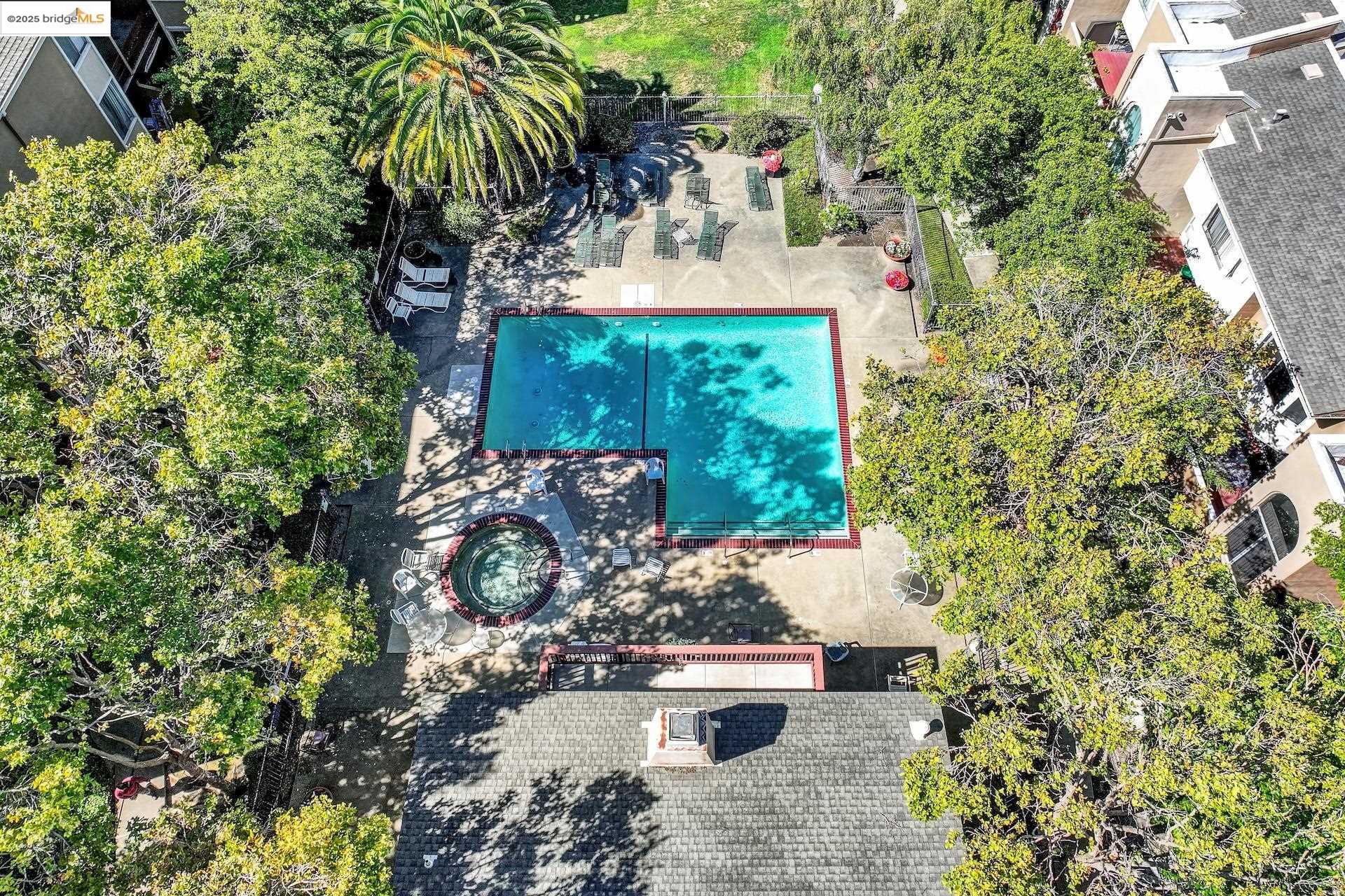 Detail Gallery Image 41 of 46 For 2121 Vale Rd #52,  San Pablo,  CA 94806 - 3 Beds | 3 Baths