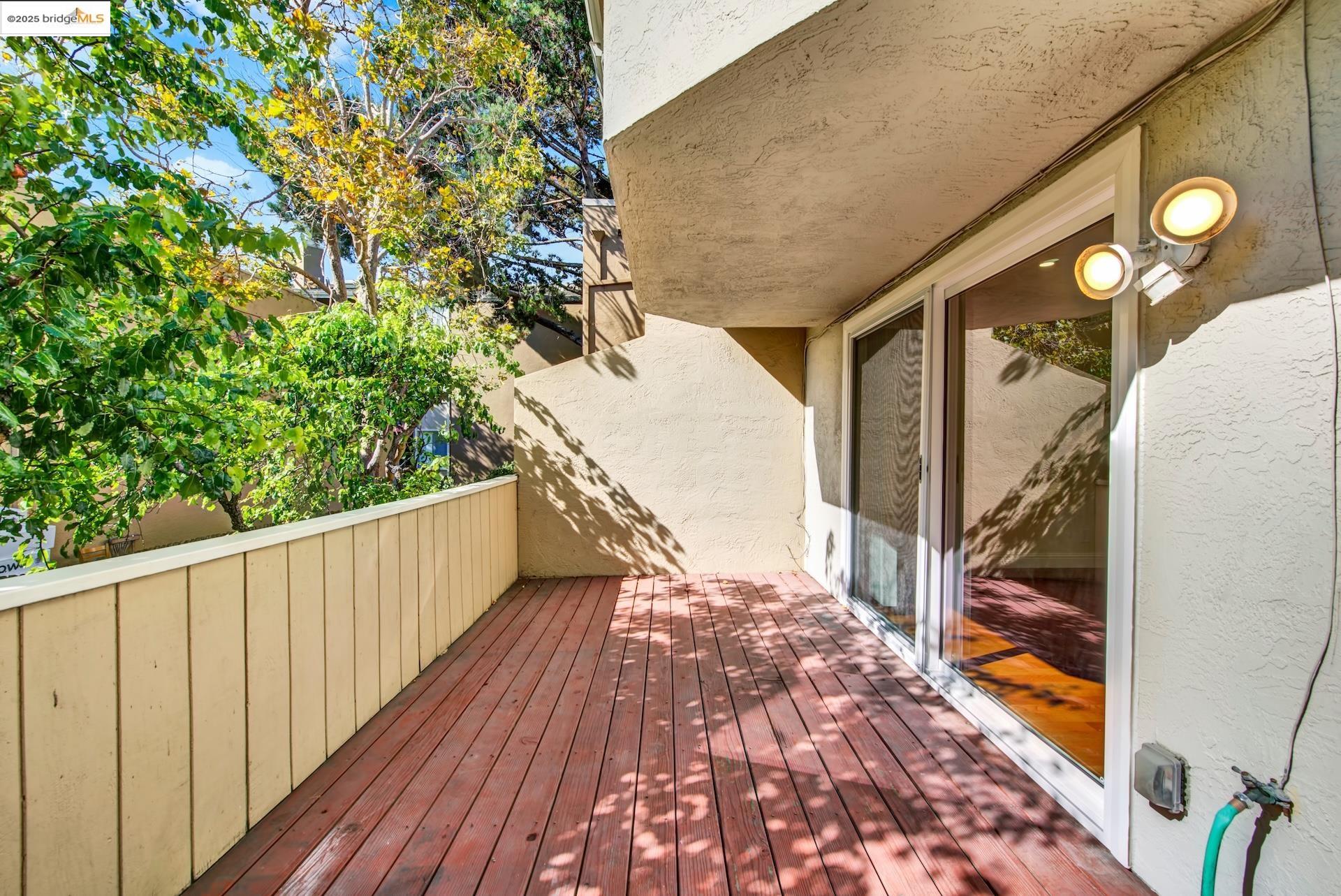 Detail Gallery Image 7 of 46 For 2121 Vale Rd #52,  San Pablo,  CA 94806 - 3 Beds | 3 Baths