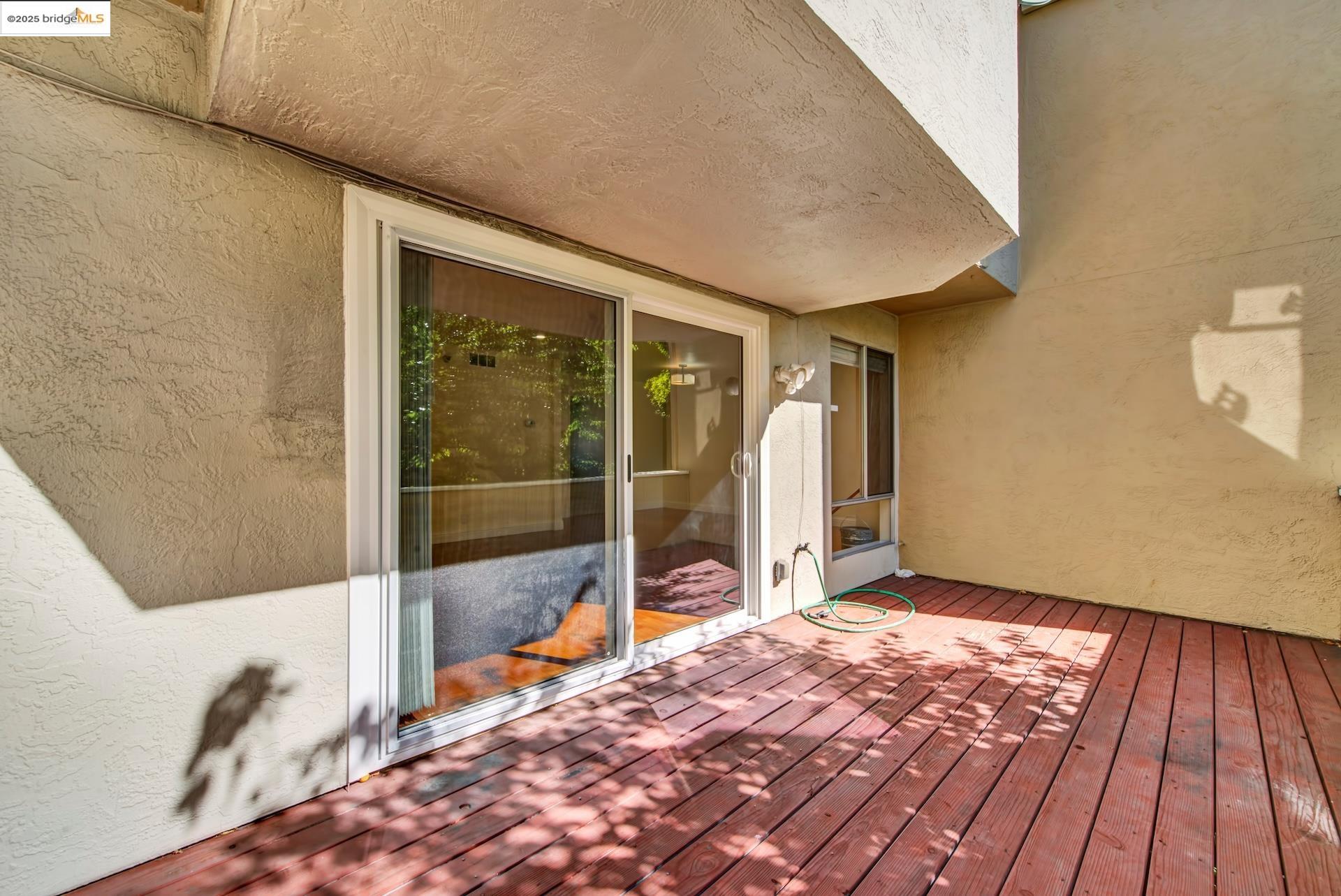 Detail Gallery Image 8 of 46 For 2121 Vale Rd #52,  San Pablo,  CA 94806 - 3 Beds | 3 Baths