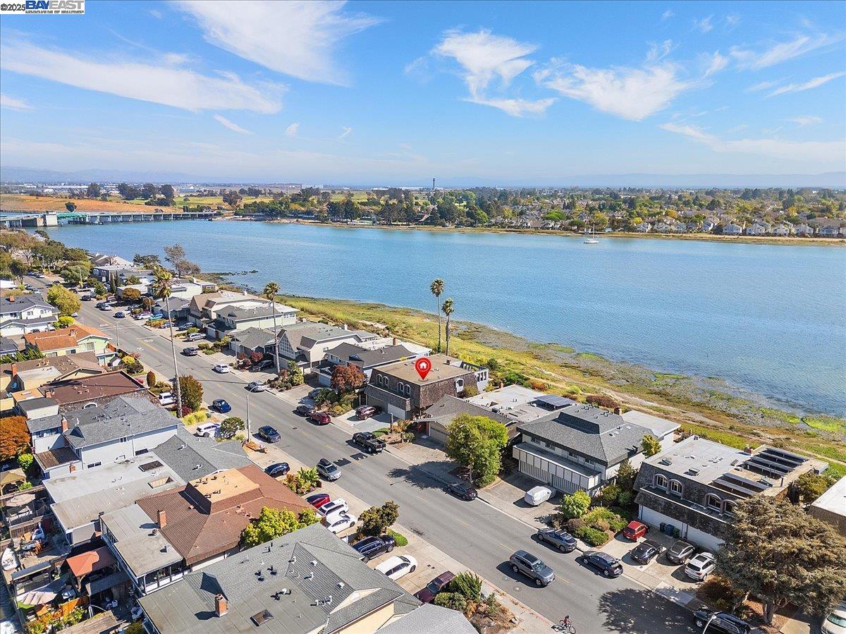 Detail Gallery Image 56 of 60 For 2904 Bayview Dr, Alameda,  CA 94501 - 3 Beds | 2/1 Baths