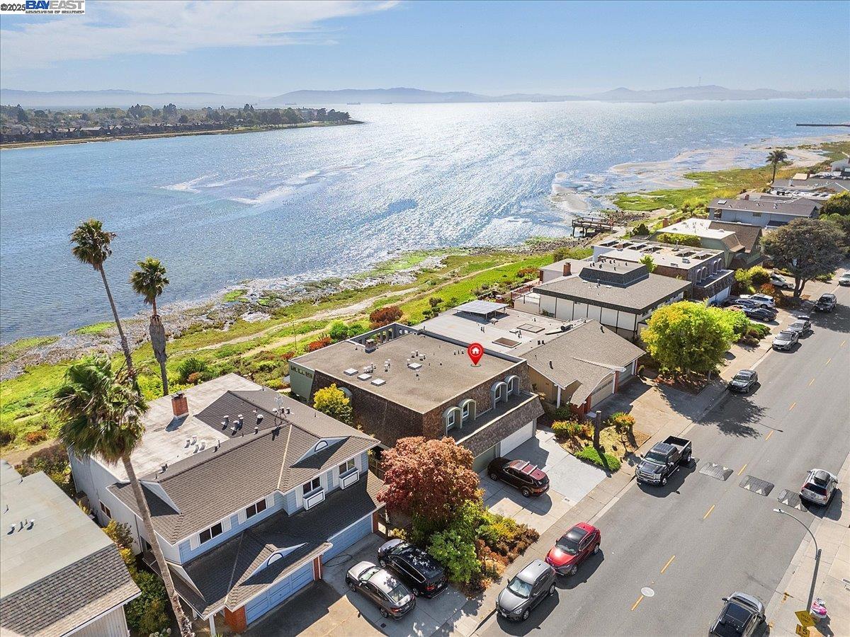 Detail Gallery Image 57 of 60 For 2904 Bayview Dr, Alameda,  CA 94501 - 3 Beds | 2/1 Baths