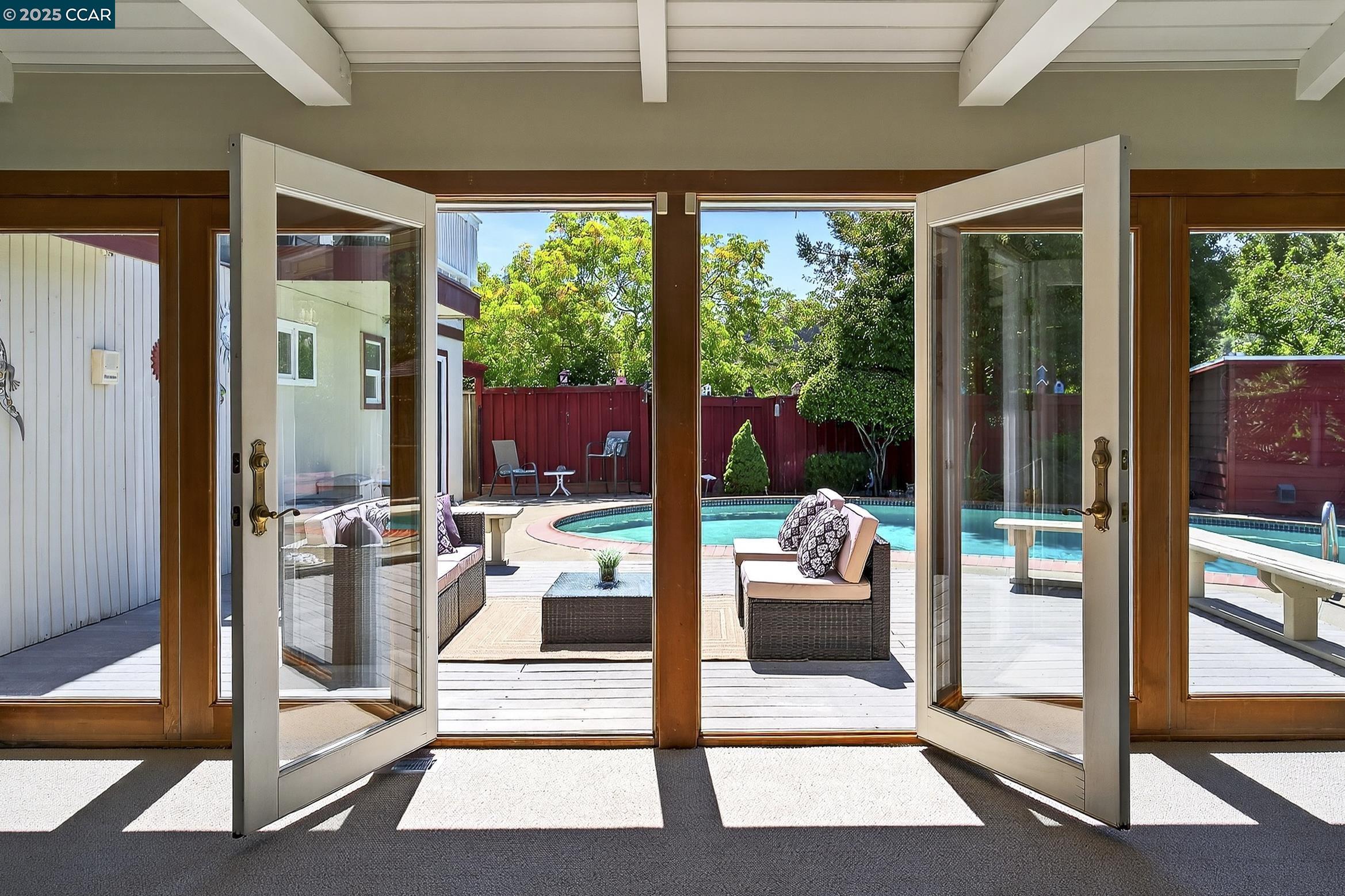 Detail Gallery Image 39 of 48 For 3846 Madera St, Pinole,  CA 94564 - 3 Beds | 3 Baths
