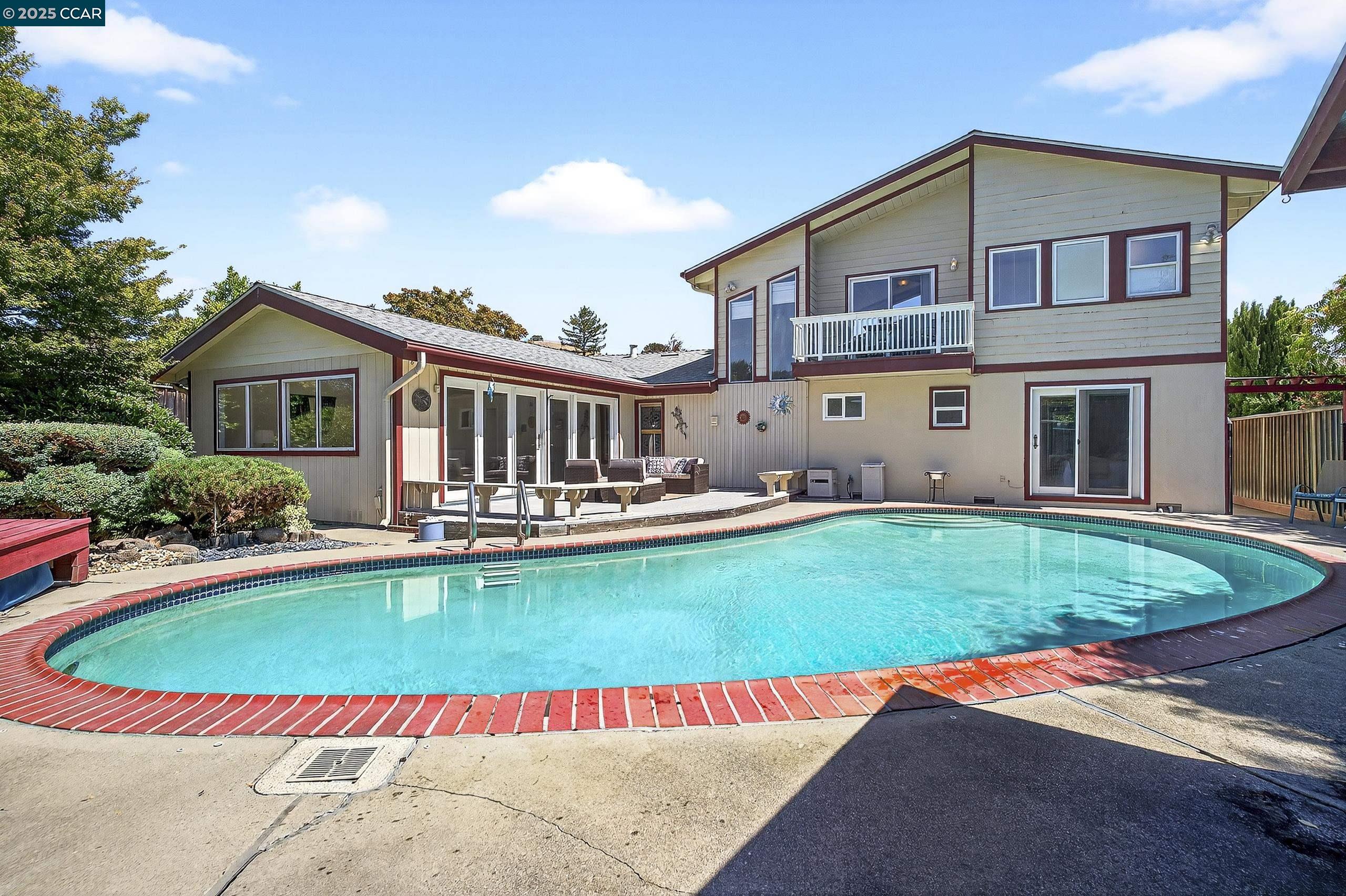 Detail Gallery Image 43 of 48 For 3846 Madera St, Pinole,  CA 94564 - 3 Beds | 3 Baths