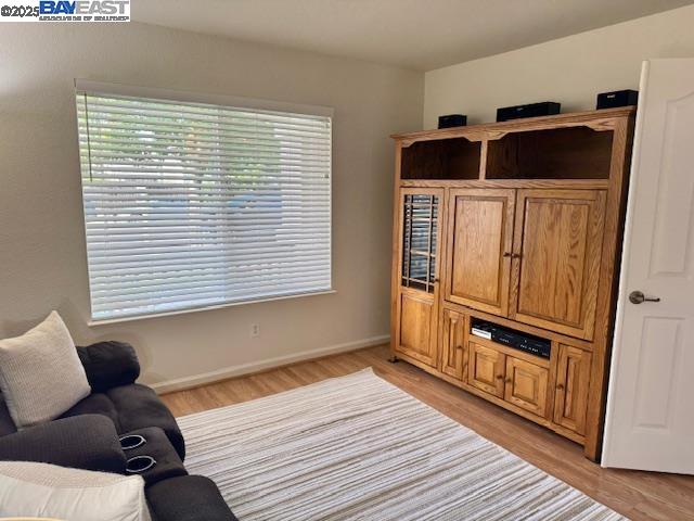 Detail Gallery Image 6 of 23 For 1084 Schadeck St, Manteca,  CA 95336 - 3 Beds | 2 Baths