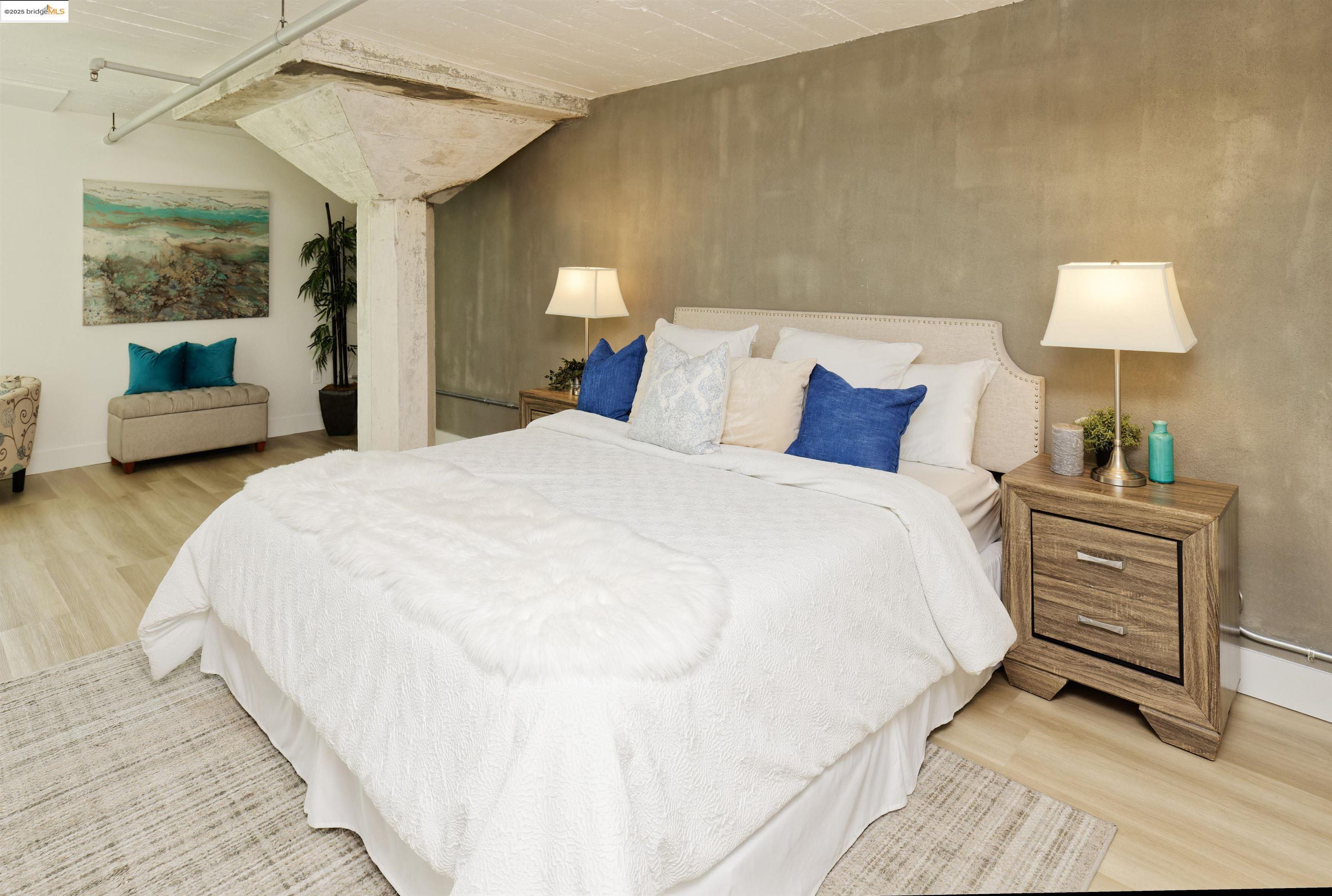 Detail Gallery Image 24 of 42 For 1201 Pine St #315,  Oakland,  CA 94607-1461 - 2 Beds | 2/1 Baths