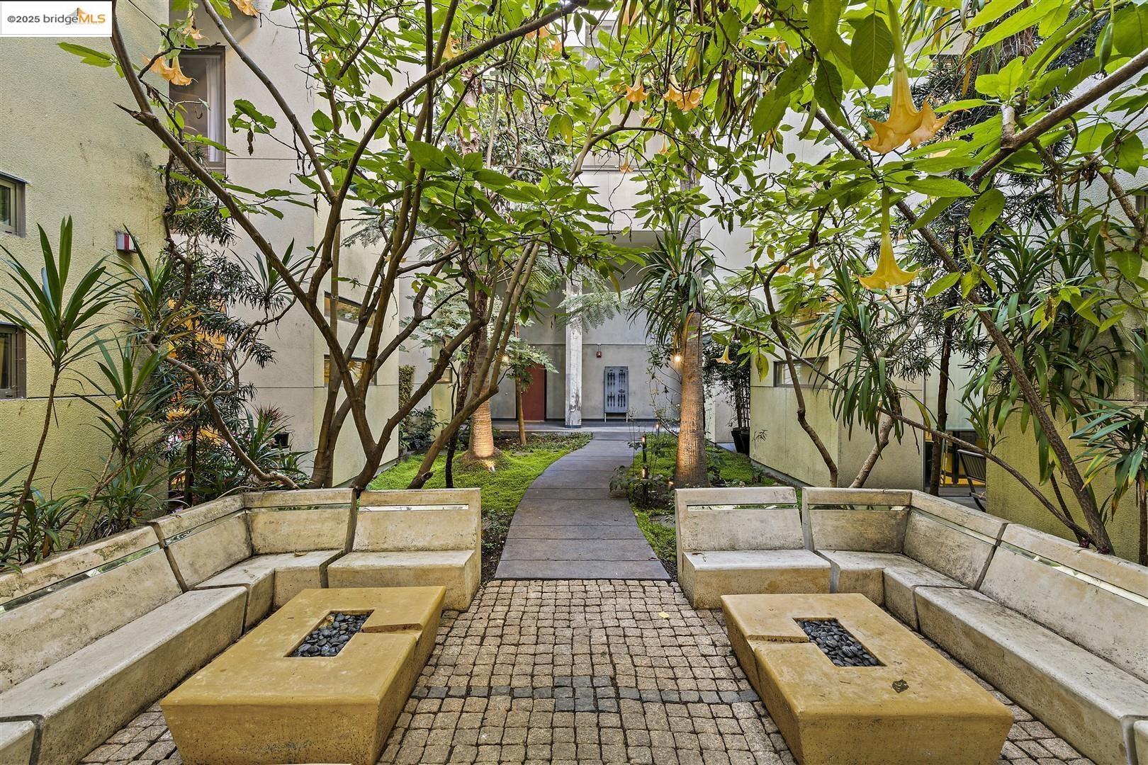 Detail Gallery Image 33 of 42 For 1201 Pine St #315,  Oakland,  CA 94607-1461 - 2 Beds | 2/1 Baths