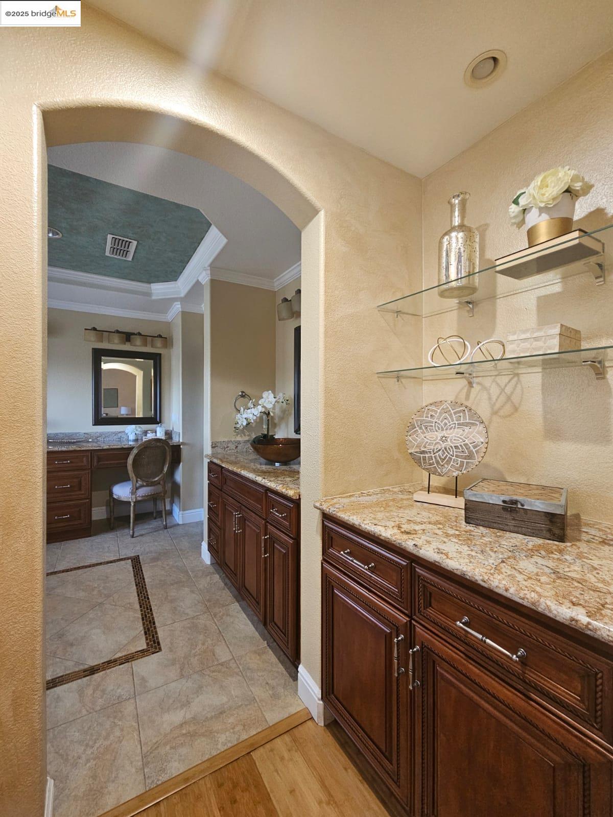 Detail Gallery Image 20 of 24 For 1428 Legend Ln, Brentwood,  CA 94513 - 5 Beds | 3 Baths