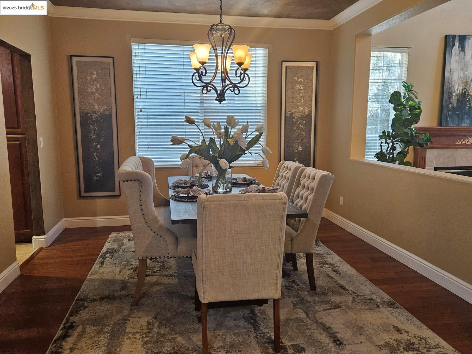 Detail Gallery Image 3 of 24 For 1428 Legend Ln, Brentwood,  CA 94513 - 5 Beds | 3 Baths