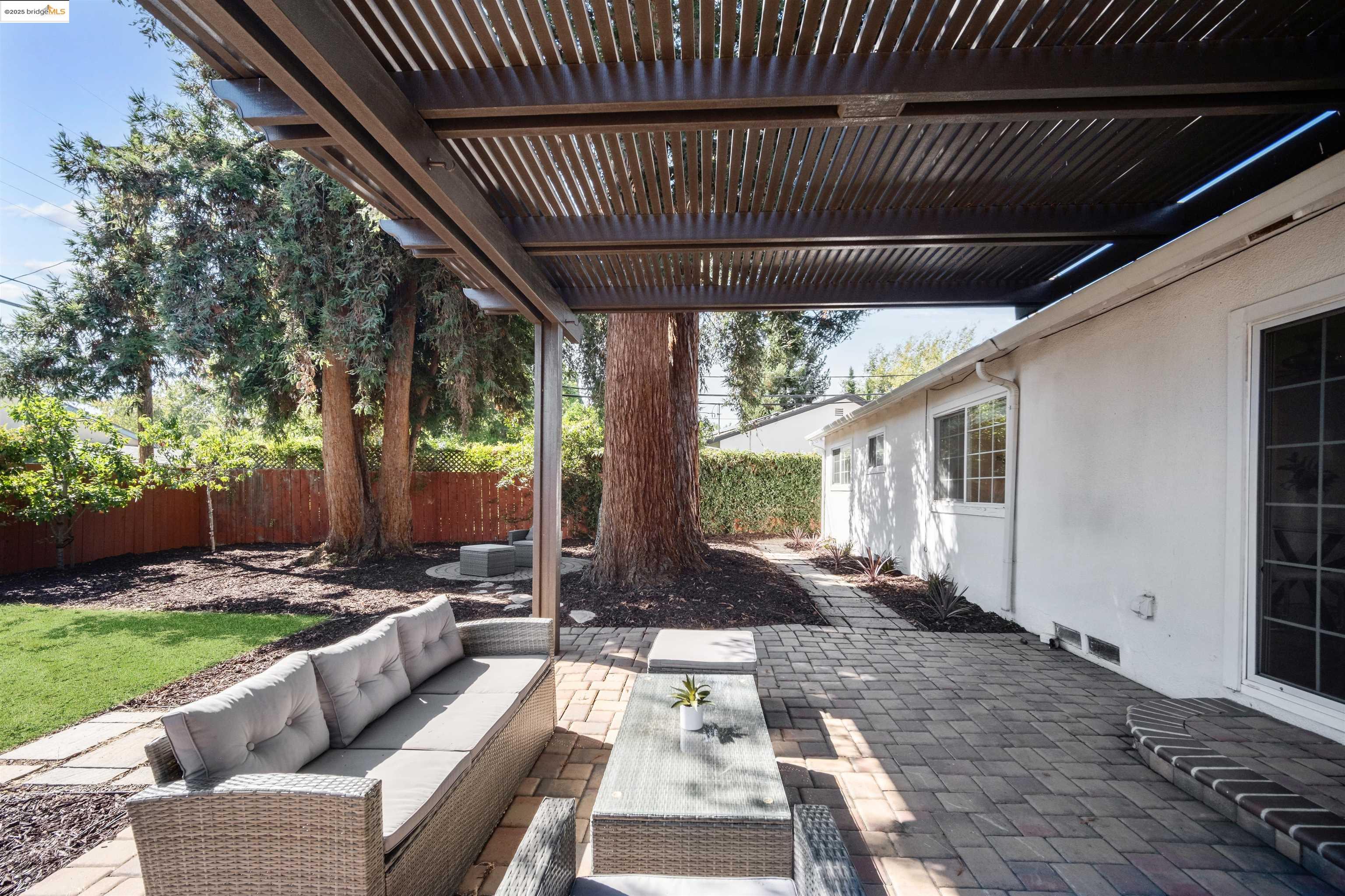 Detail Gallery Image 21 of 27 For 8263 Cardiff Dr, Dublin,  CA 94568 - 3 Beds | 2 Baths