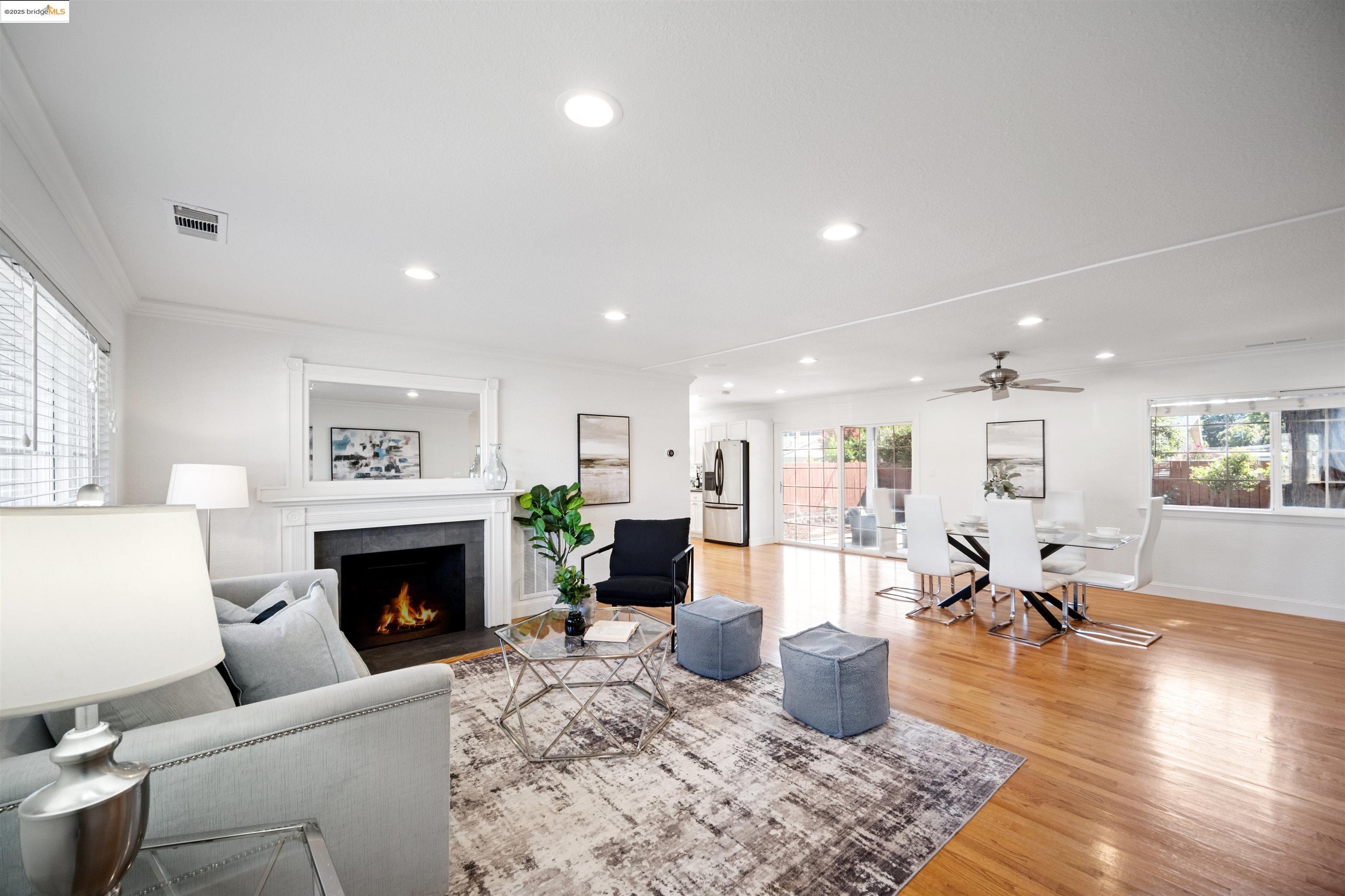 Detail Gallery Image 4 of 27 For 8263 Cardiff Dr, Dublin,  CA 94568 - 3 Beds | 2 Baths