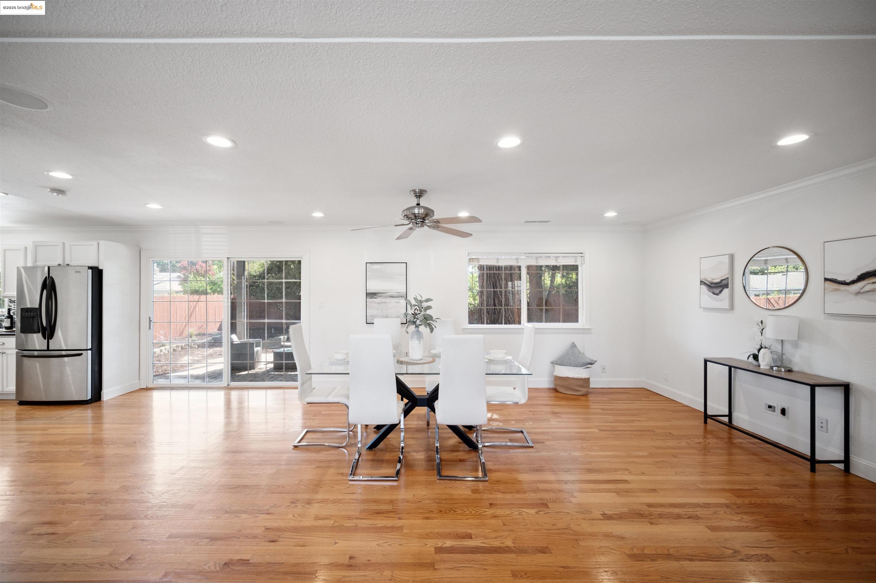 Detail Gallery Image 6 of 27 For 8263 Cardiff Dr, Dublin,  CA 94568 - 3 Beds | 2 Baths