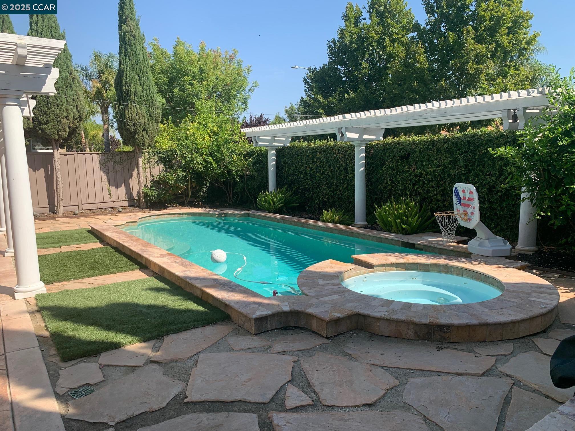 Detail Gallery Image 18 of 23 For 1124 Lake Park Dr, Oakley,  CA 94561 - 5 Beds | 3 Baths