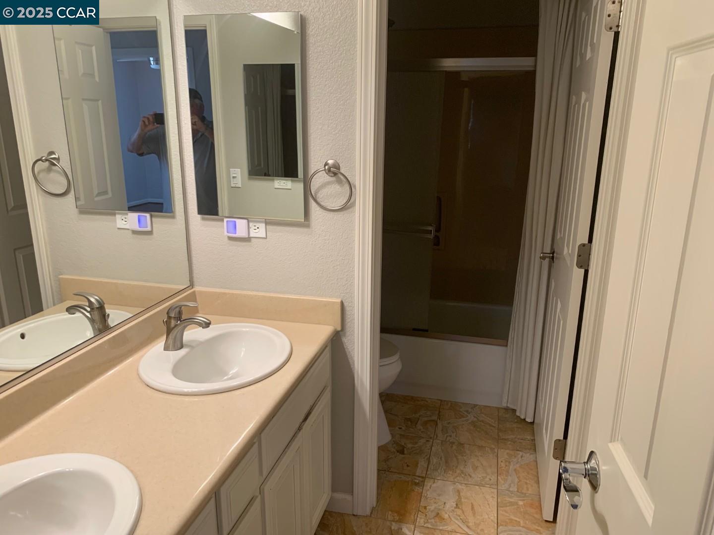 Detail Gallery Image 22 of 23 For 1124 Lake Park Dr, Oakley,  CA 94561 - 5 Beds | 3 Baths