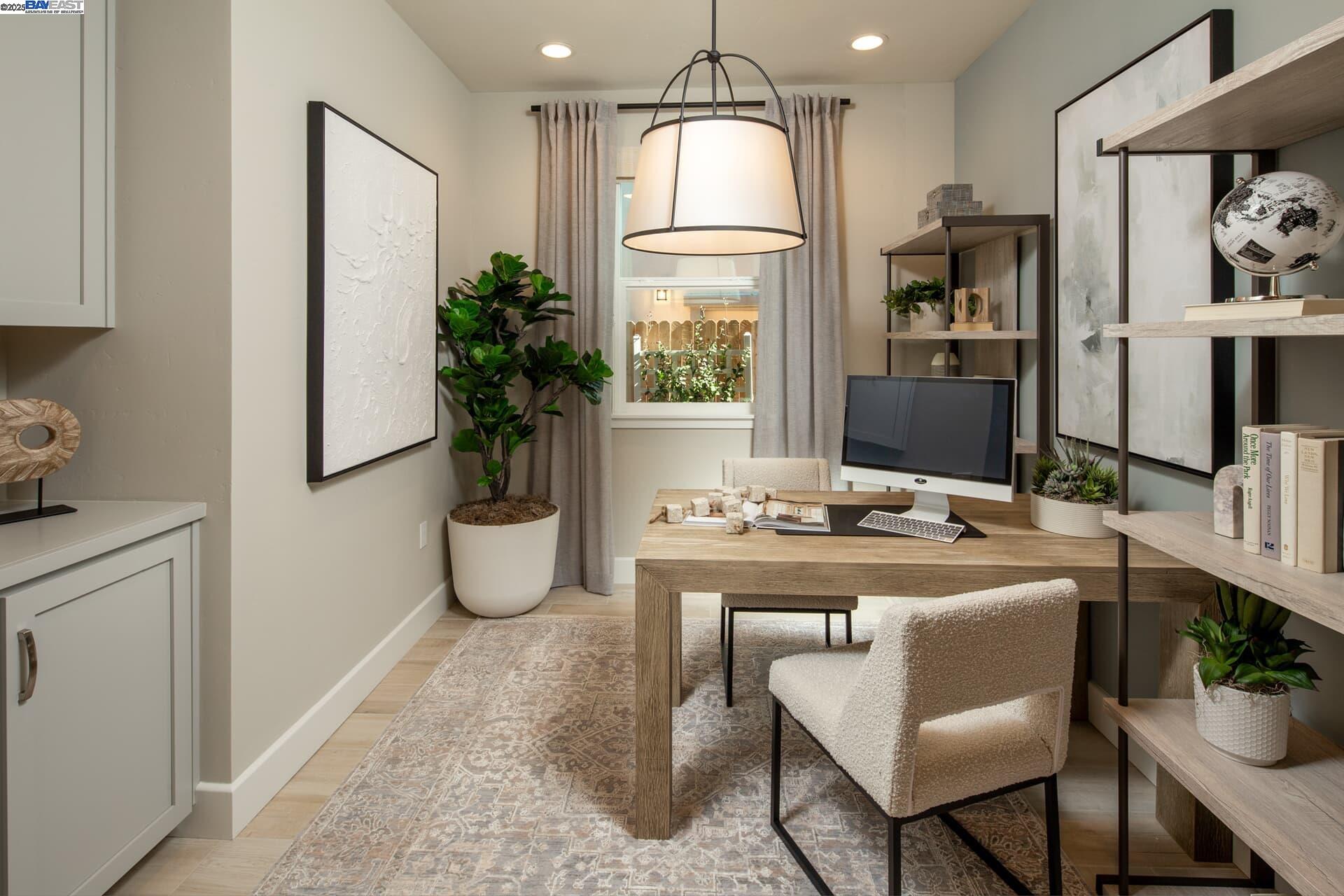 Detail Gallery Image 10 of 13 For 5072 Lone Star Way, Roseville,  CA 95747 - 4 Beds | 3 Baths