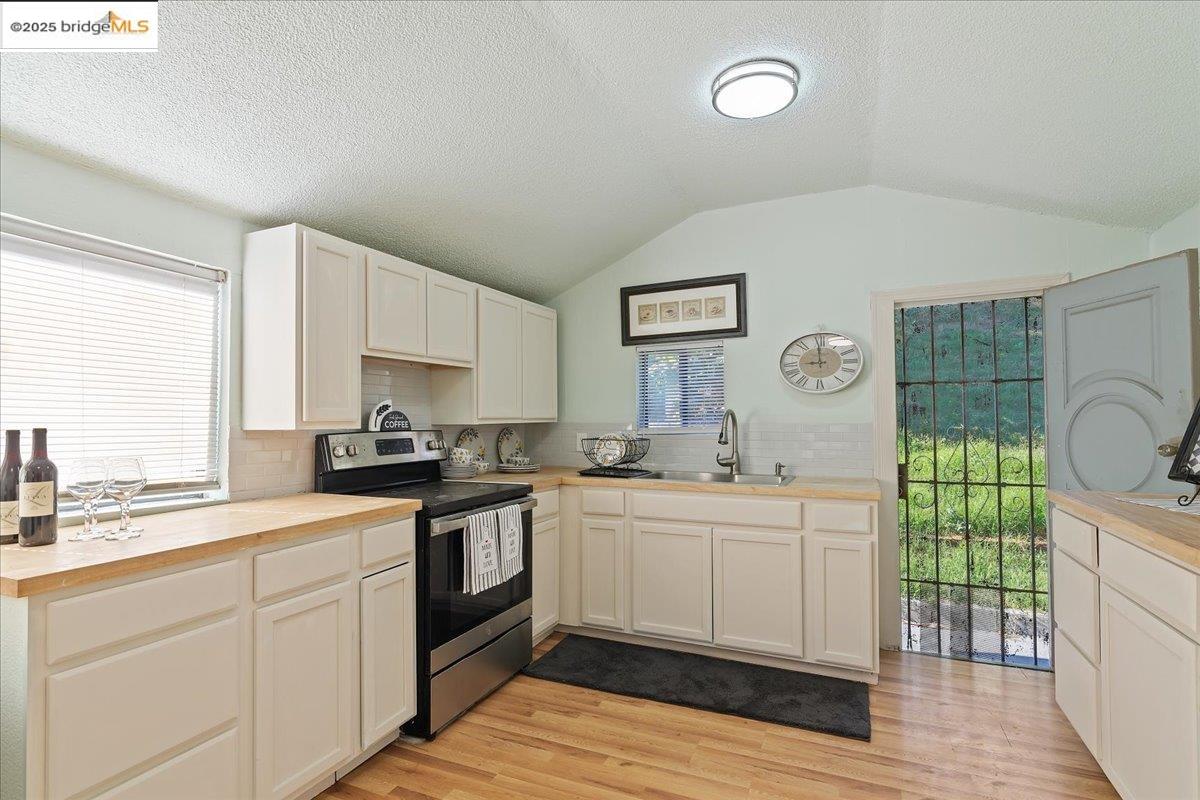 Detail Gallery Image 11 of 31 For 2108 Taylor Rd, Bethel Island,  CA 94511 - 1 Beds | 1 Baths